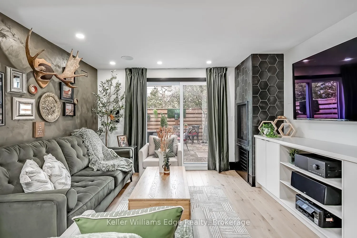 Photo 36 of Unit 51, 3031 Glencrest Road, Burlington, Roseland — HOMEH