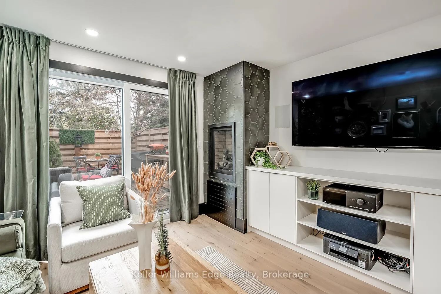 Photo 40 of Unit 51, 3031 Glencrest Road, Burlington, Roseland — HOMEH