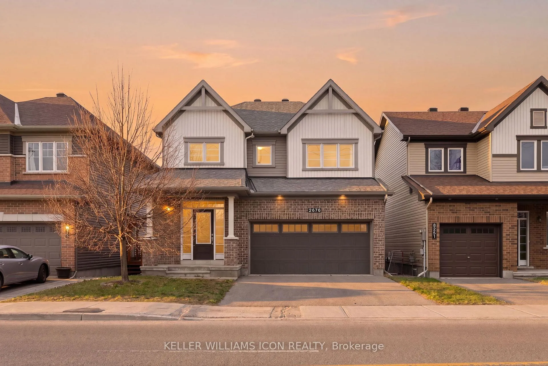 Front of 3379 Woodroffe Avenue