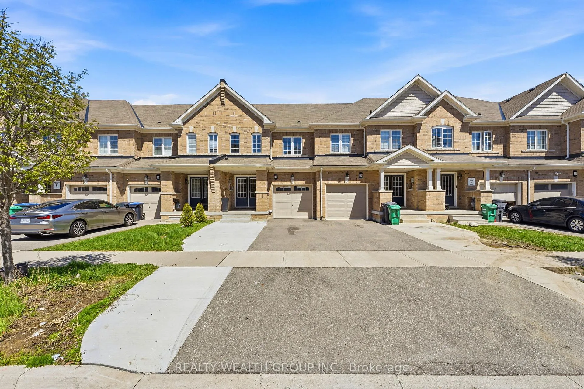 Front of 112 Golden Springs Drive