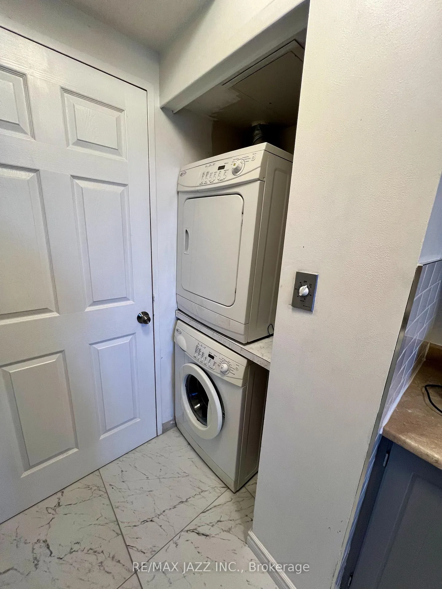 Photo 4 of Unit 716, 55 William Street E, Oshawa, O'Neill — HOMEH