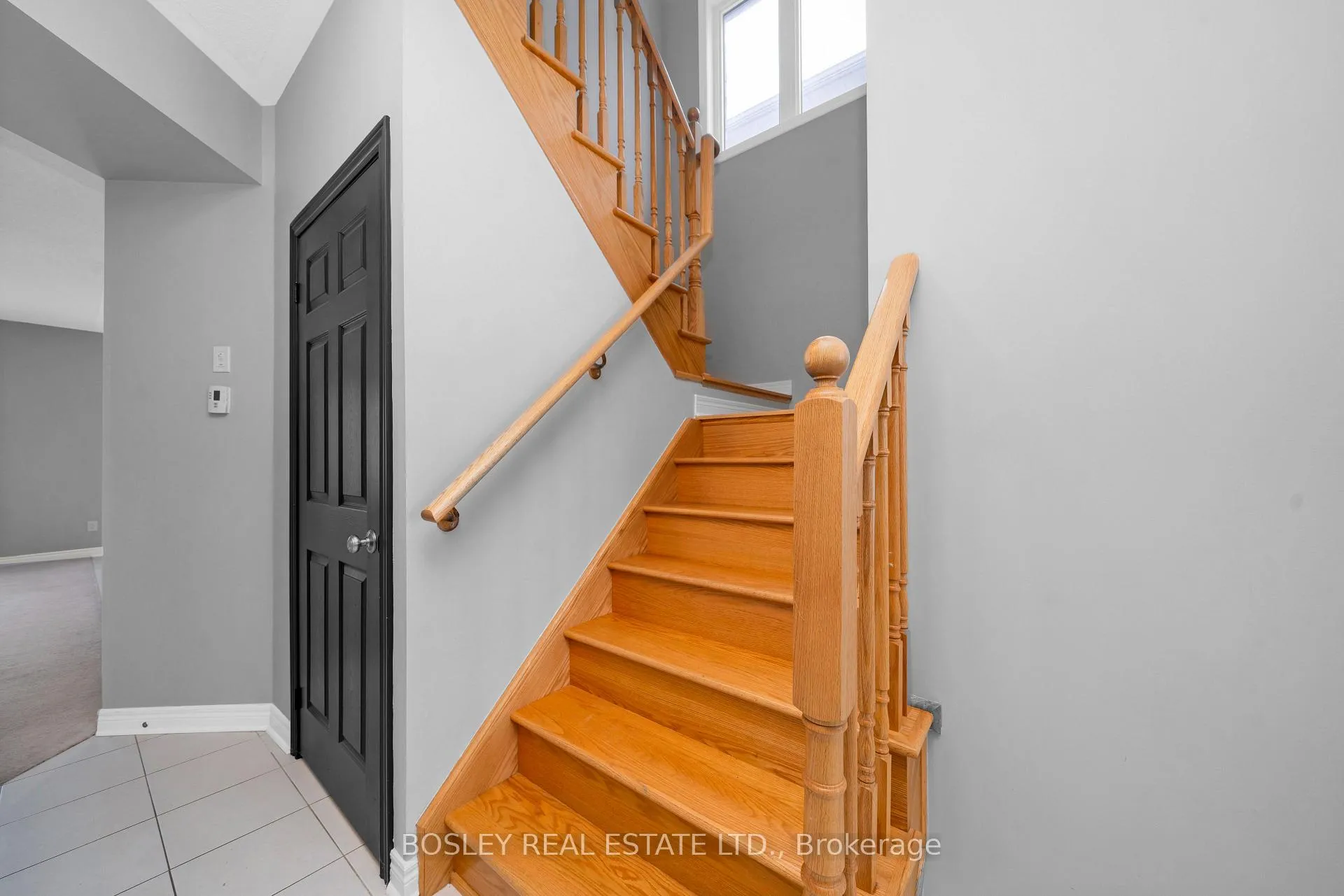 Photo 13 of 24 Schwalm Crescent, New Tecumseth, Tottenham — HOMEH
