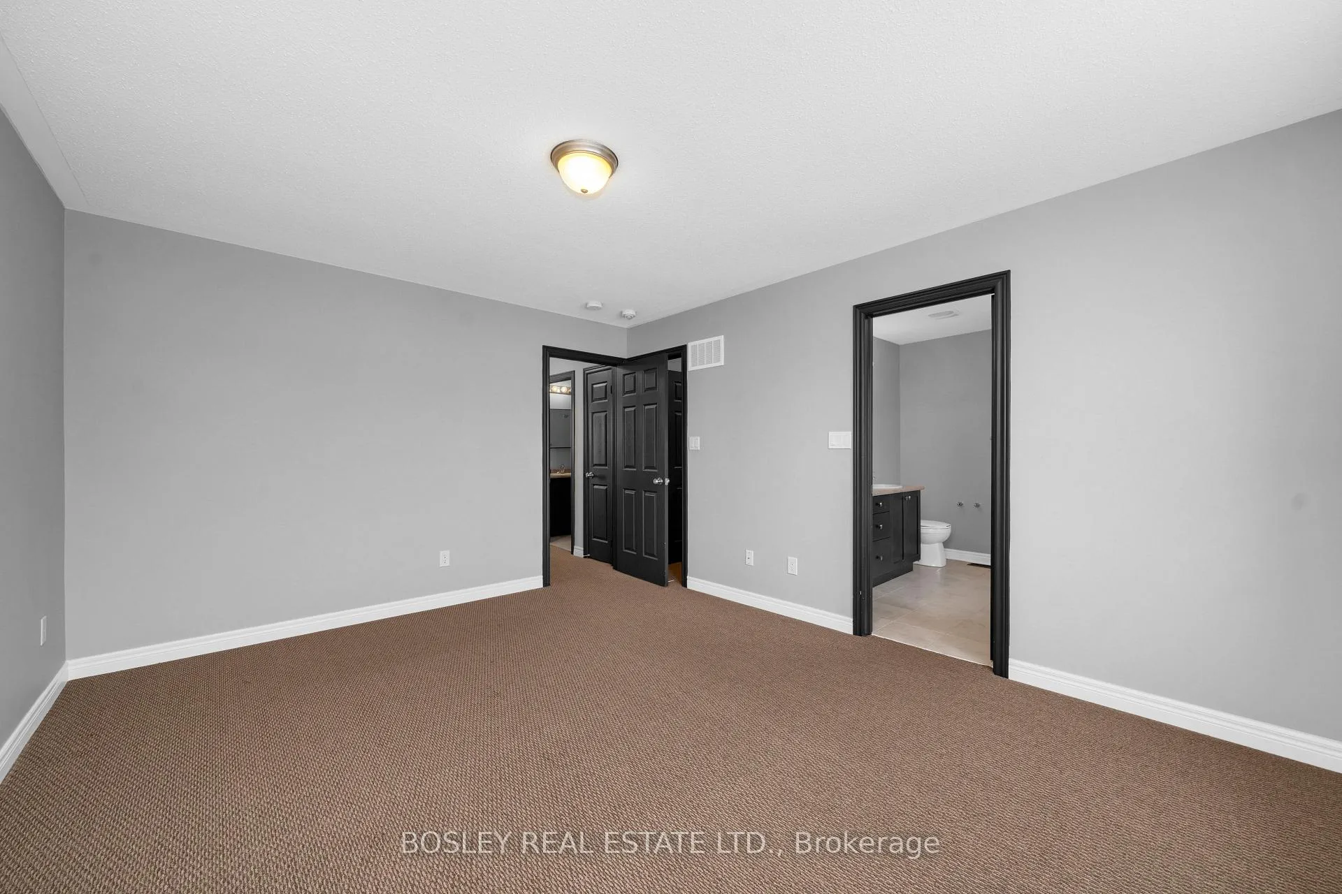 Photo 15 of 24 Schwalm Crescent, New Tecumseth, Tottenham — HOMEH
