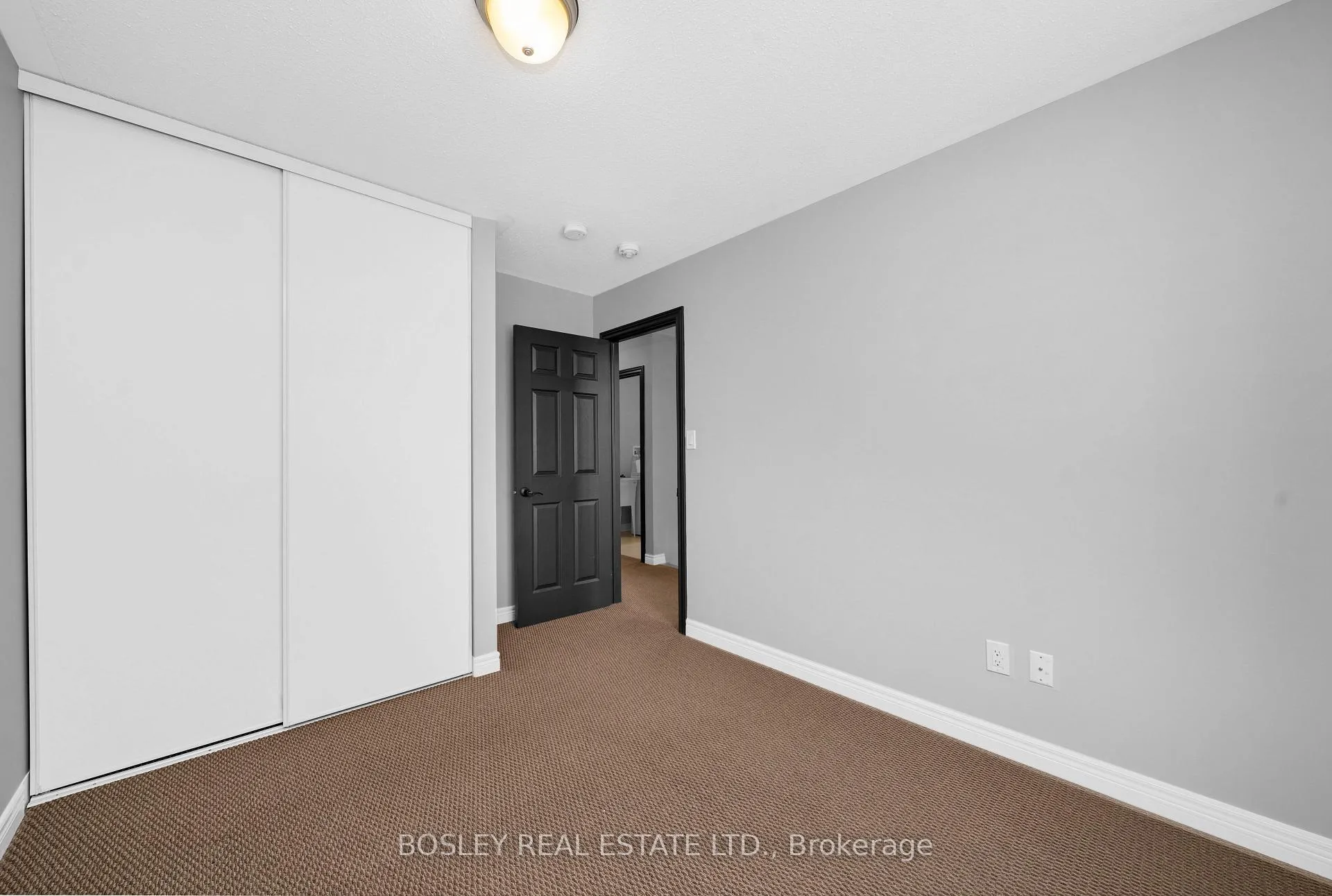 Photo 20 of 24 Schwalm Crescent, New Tecumseth, Tottenham — HOMEH