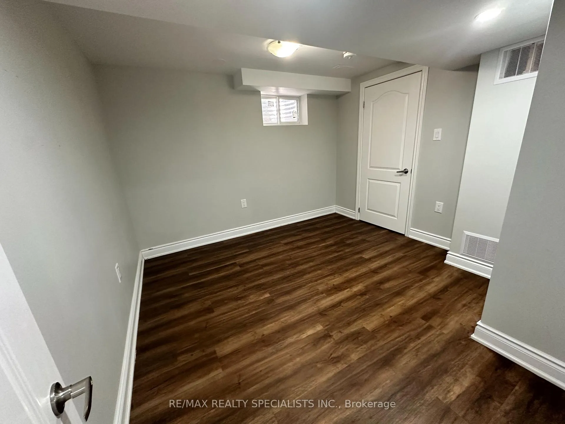 Photo 38 of 5 Norval Crescent, Brampton, Brampton East — HOMEH