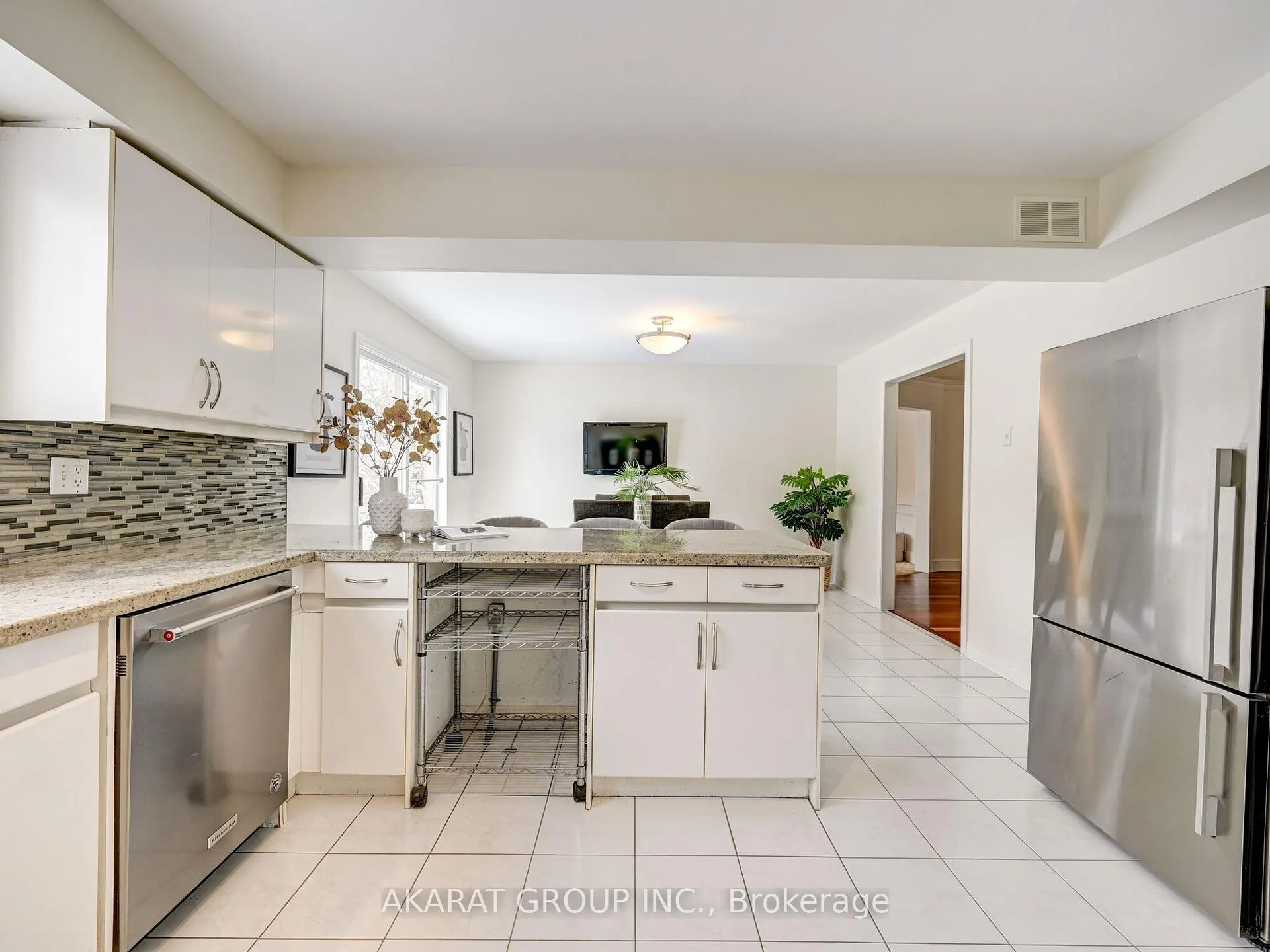 Photo 18 of 1626 Heritage Way, Oakville, Glen Abbey — HOMEH