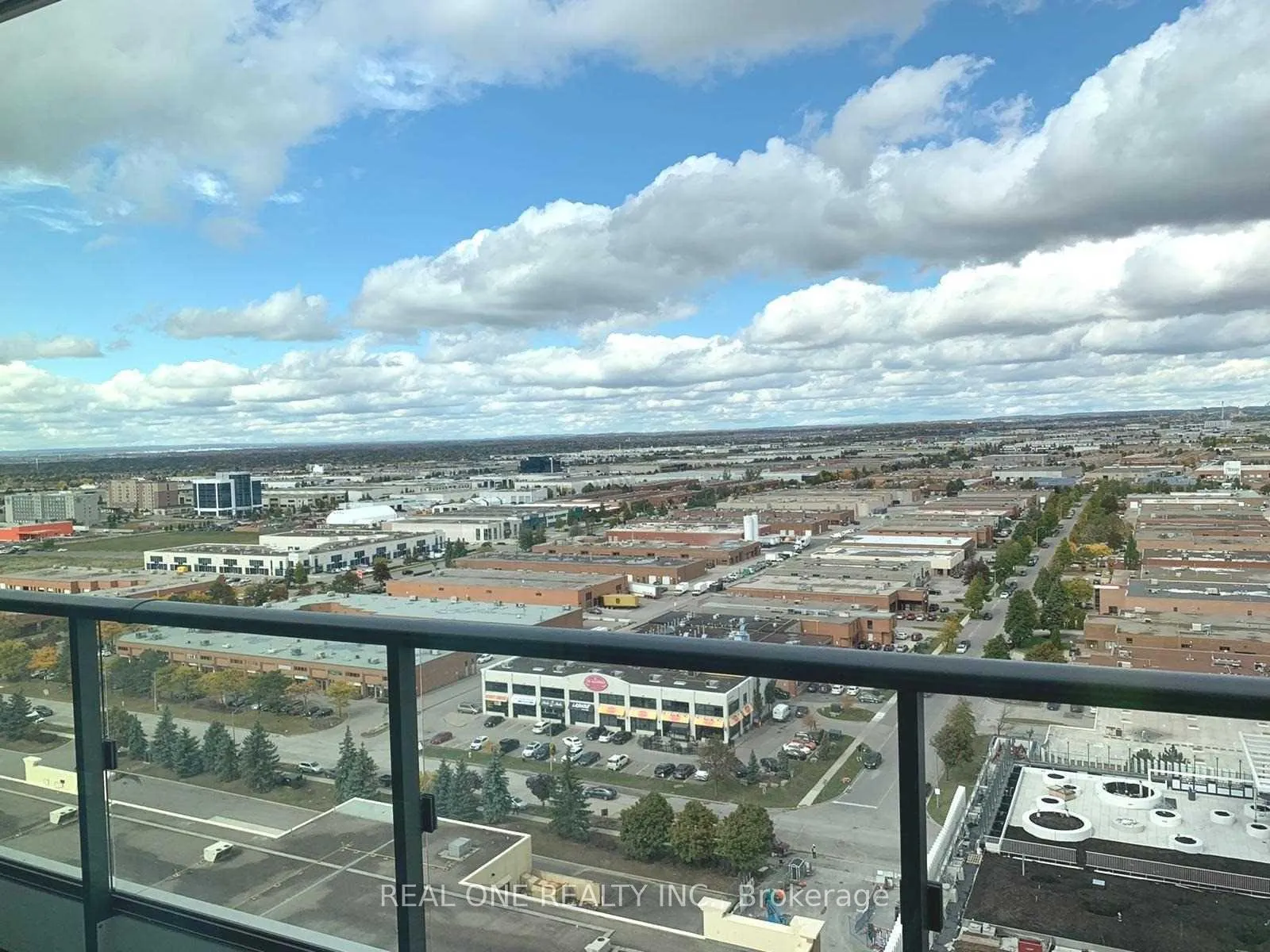Photo 13 of Unit 2912, 5 Buttermill Avenue, Vaughan, Vaughan Corporate Centre — HOMEH