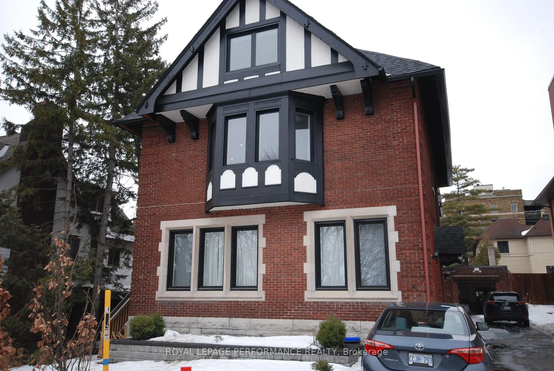 Photo 1 of Unit 6, 4 Range Road, Ottawa, Sandy Hill — HOMEH
