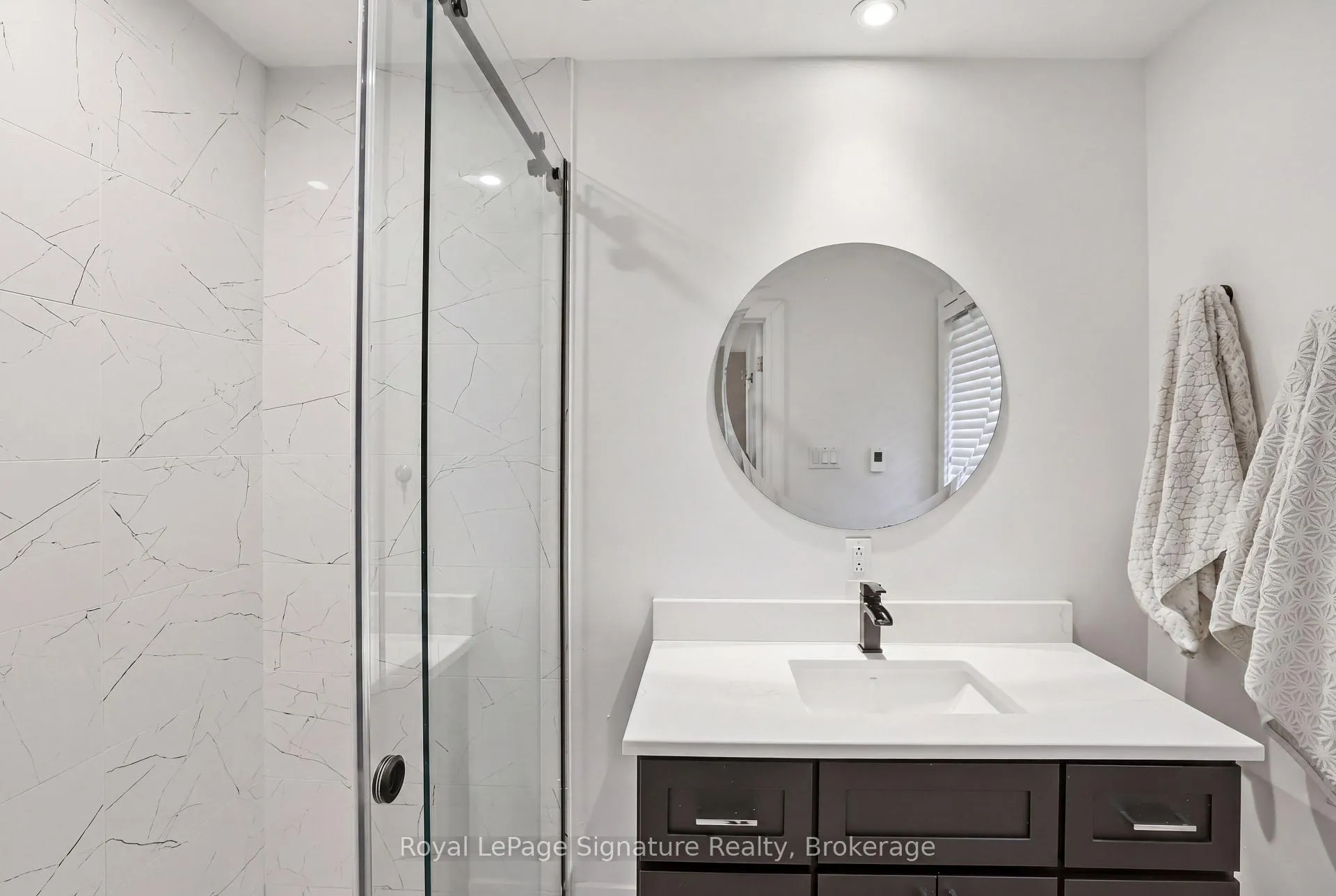 Photo 14 of 98 Moore Crescent, Blue Mountains — HOMEH
