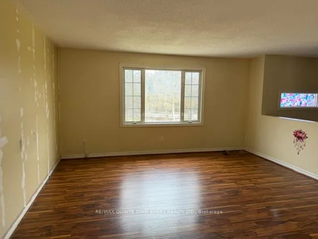 Photo 3 of 625 Scuttlehole Road, Belleville, Thurlow Ward — HOMEH