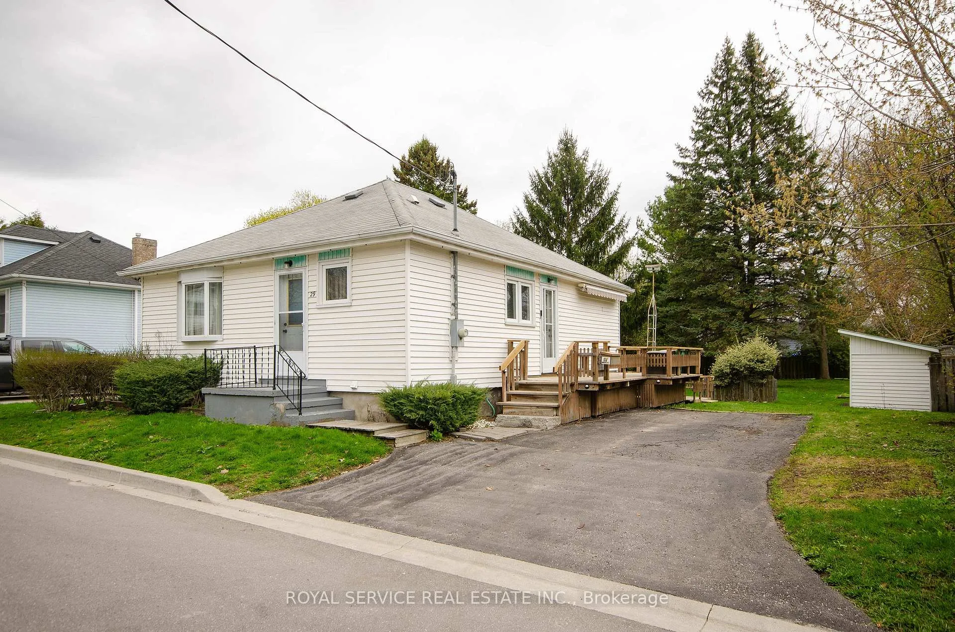 Photo 1 of 29 Prospect Street, Clarington, Bowmanville — HOMEH