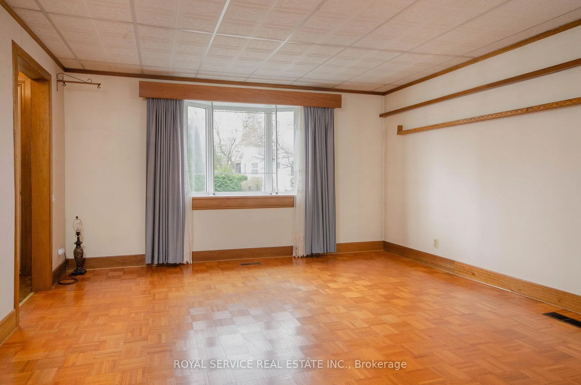 Photo 14 of 29 Prospect Street, Clarington, Bowmanville — HOMEH