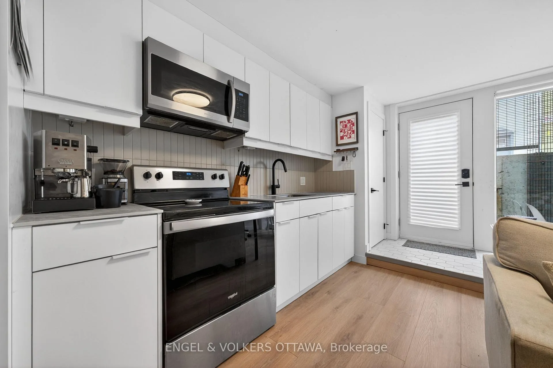 Photo 9 of Unit C, 117 Carruthers Avenue, Ottawa, Mechanicsville — HOMEH