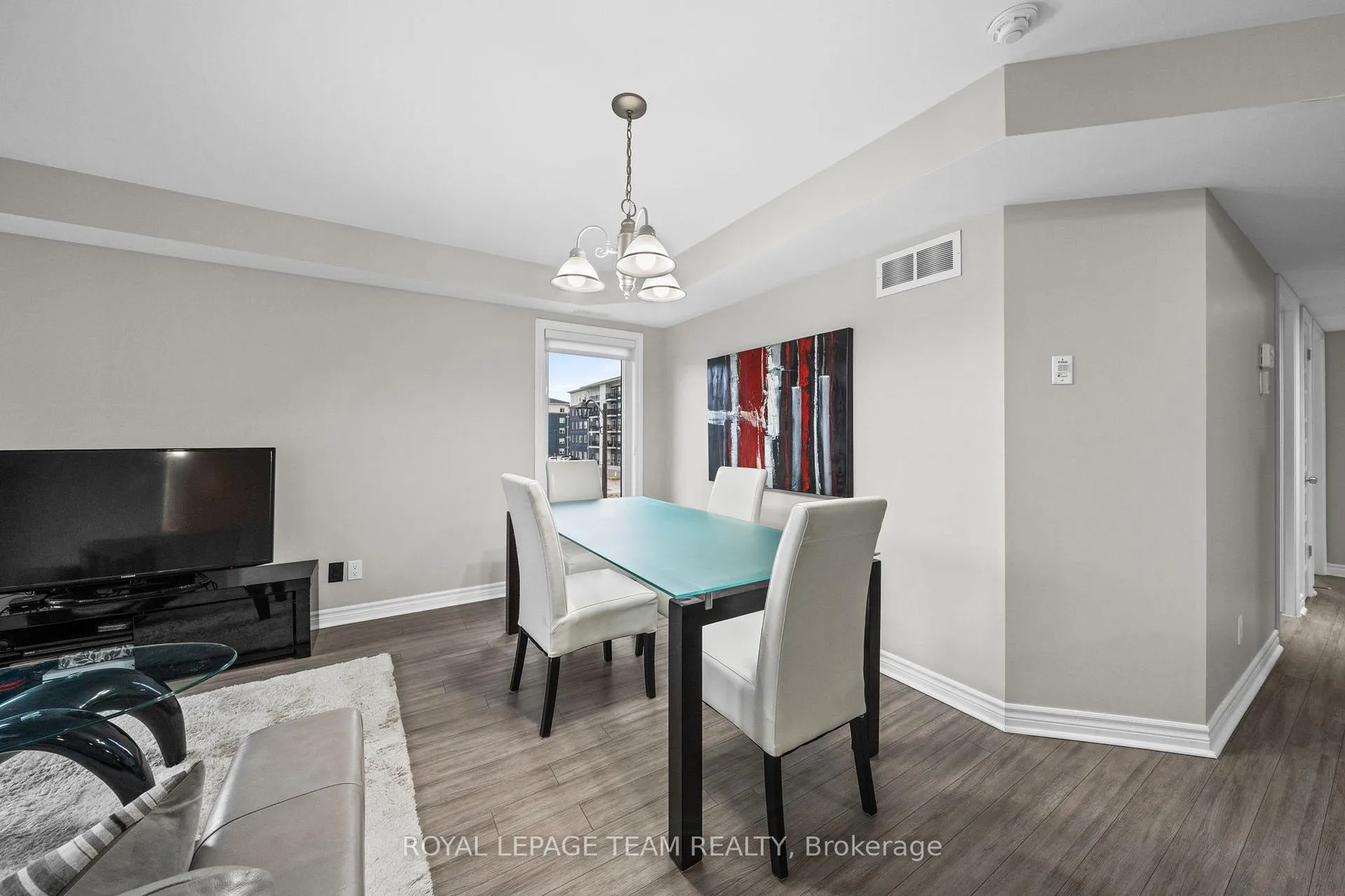 Photo 14 of Unit 6, 215 Bluestone Private, Ottawa, Avalon West — HOMEH