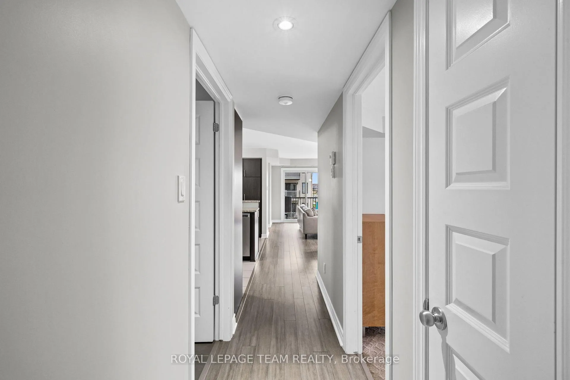 Photo 25 of Unit 6, 215 Bluestone Private, Ottawa, Avalon West — HOMEH