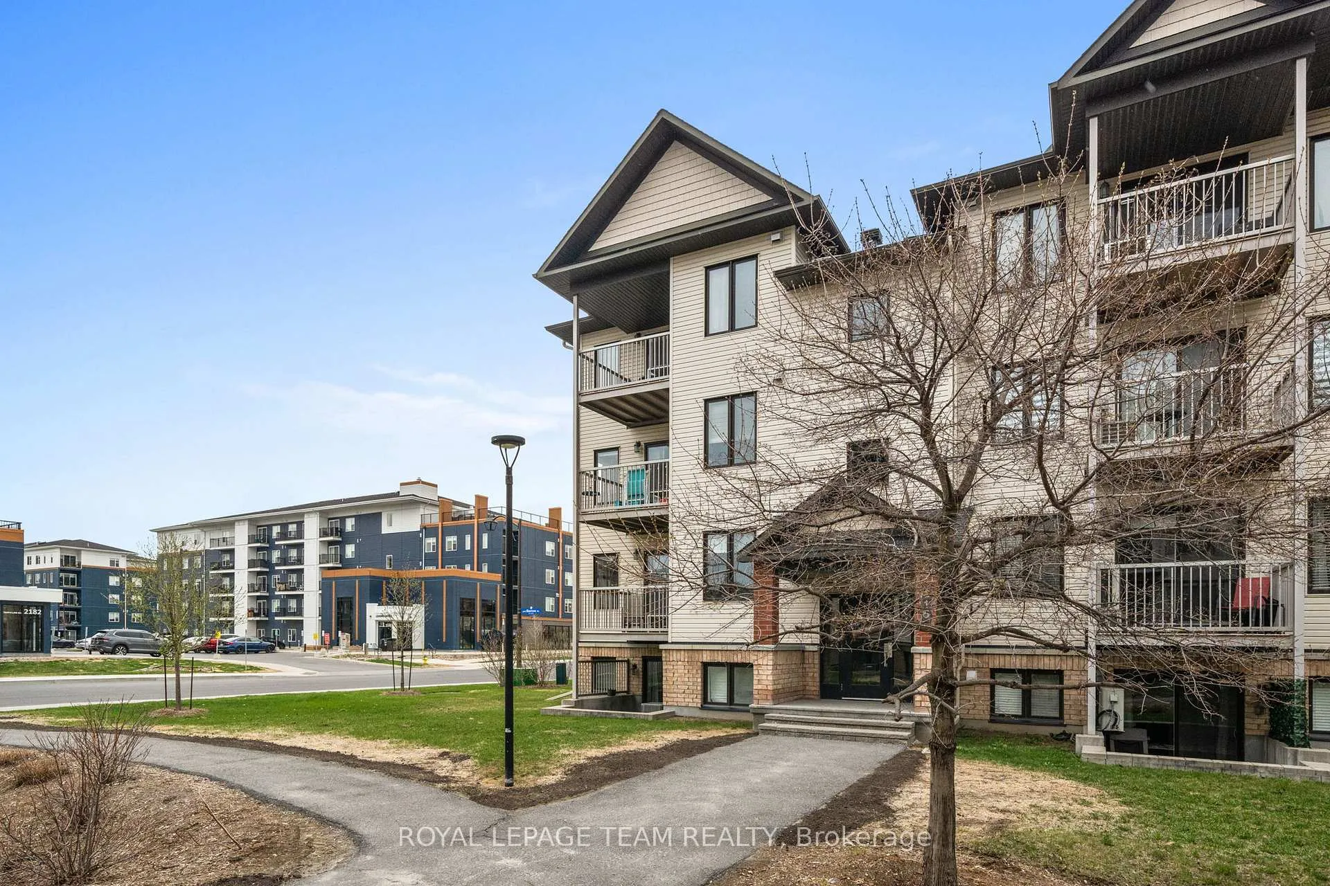 Photo 32 of Unit 6, 215 Bluestone Private, Ottawa, Avalon West — HOMEH