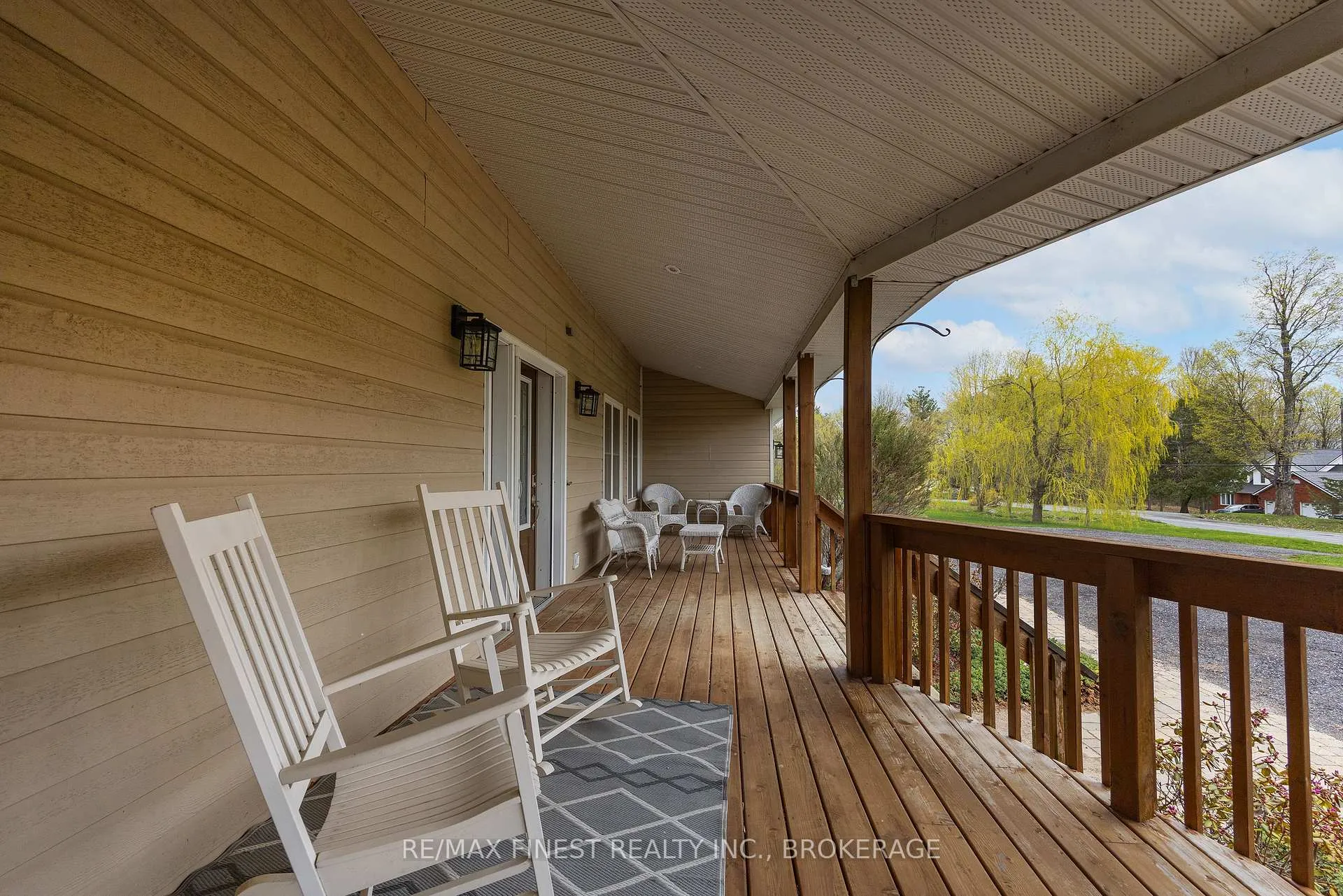 Photo 5 of 2716 Round Lake Road, Frontenac, Frontenac South — HOMEH