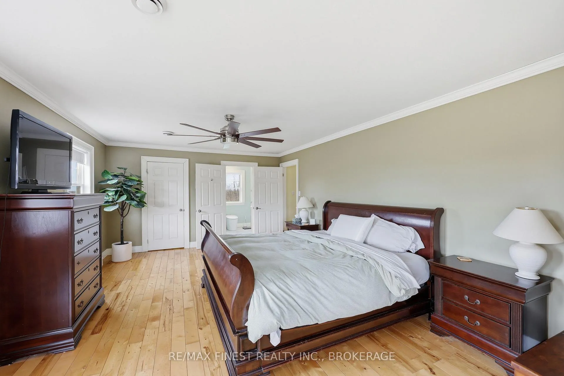 Photo 23 of 2716 Round Lake Road, Frontenac, Frontenac South — HOMEH