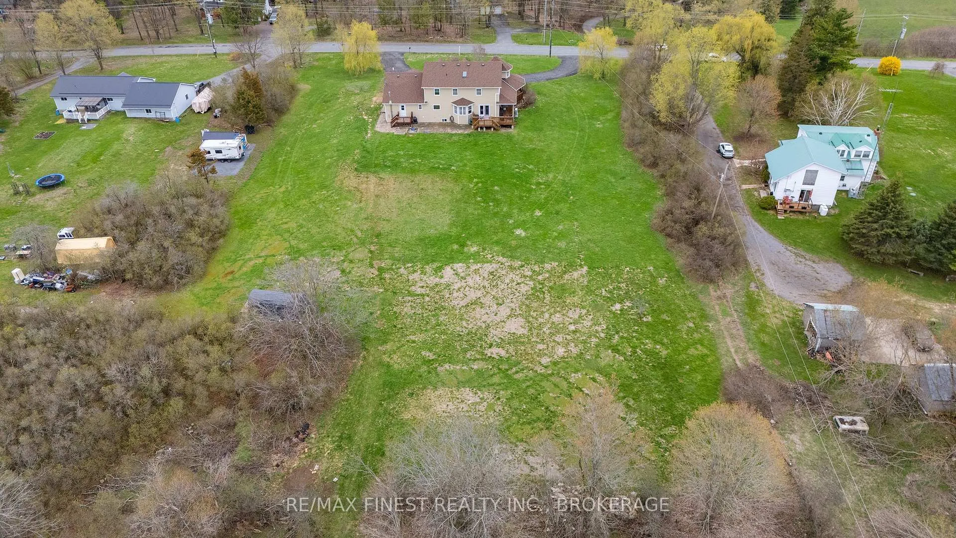 Photo 46 of 2716 Round Lake Road, Frontenac, Frontenac South — HOMEH
