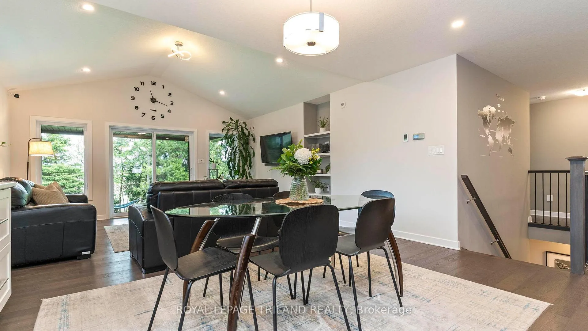 Photo 11 of 35 Weir Crescent, St. Thomas — HOMEH