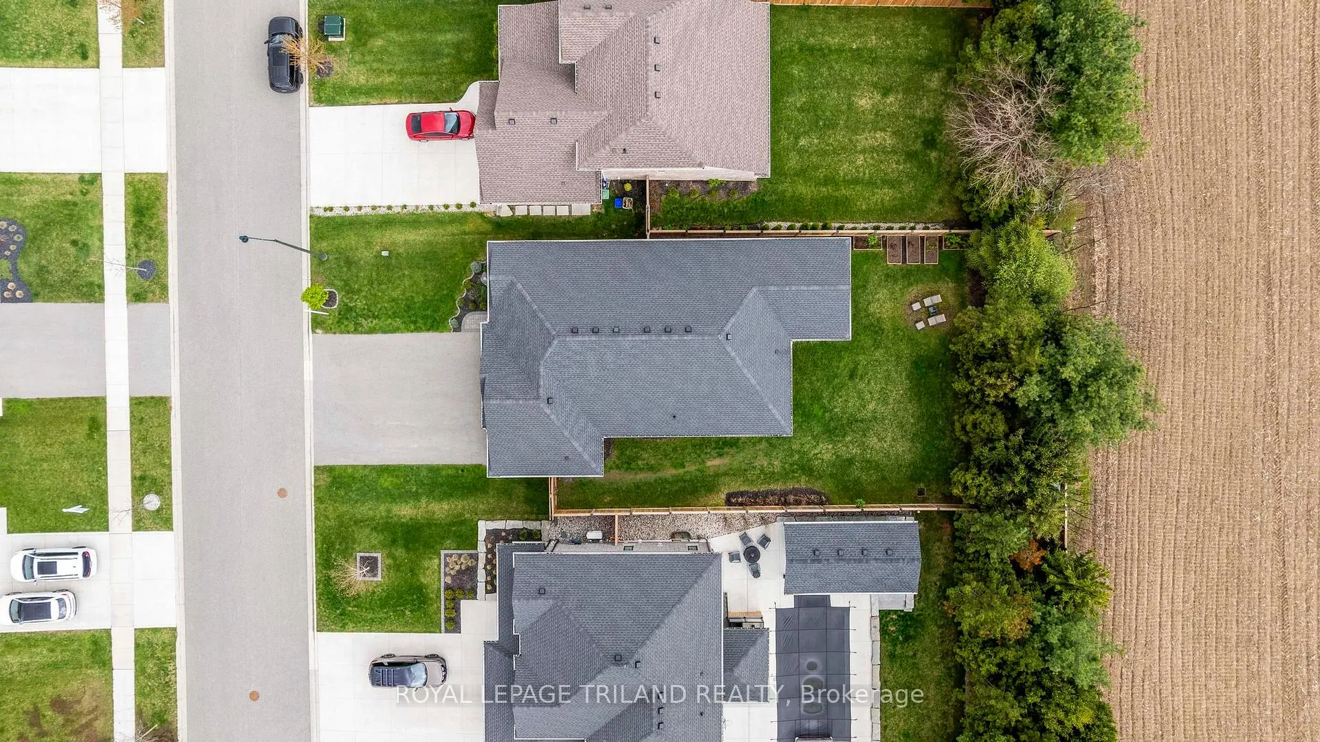 Photo 37 of 35 Weir Crescent, St. Thomas — HOMEH