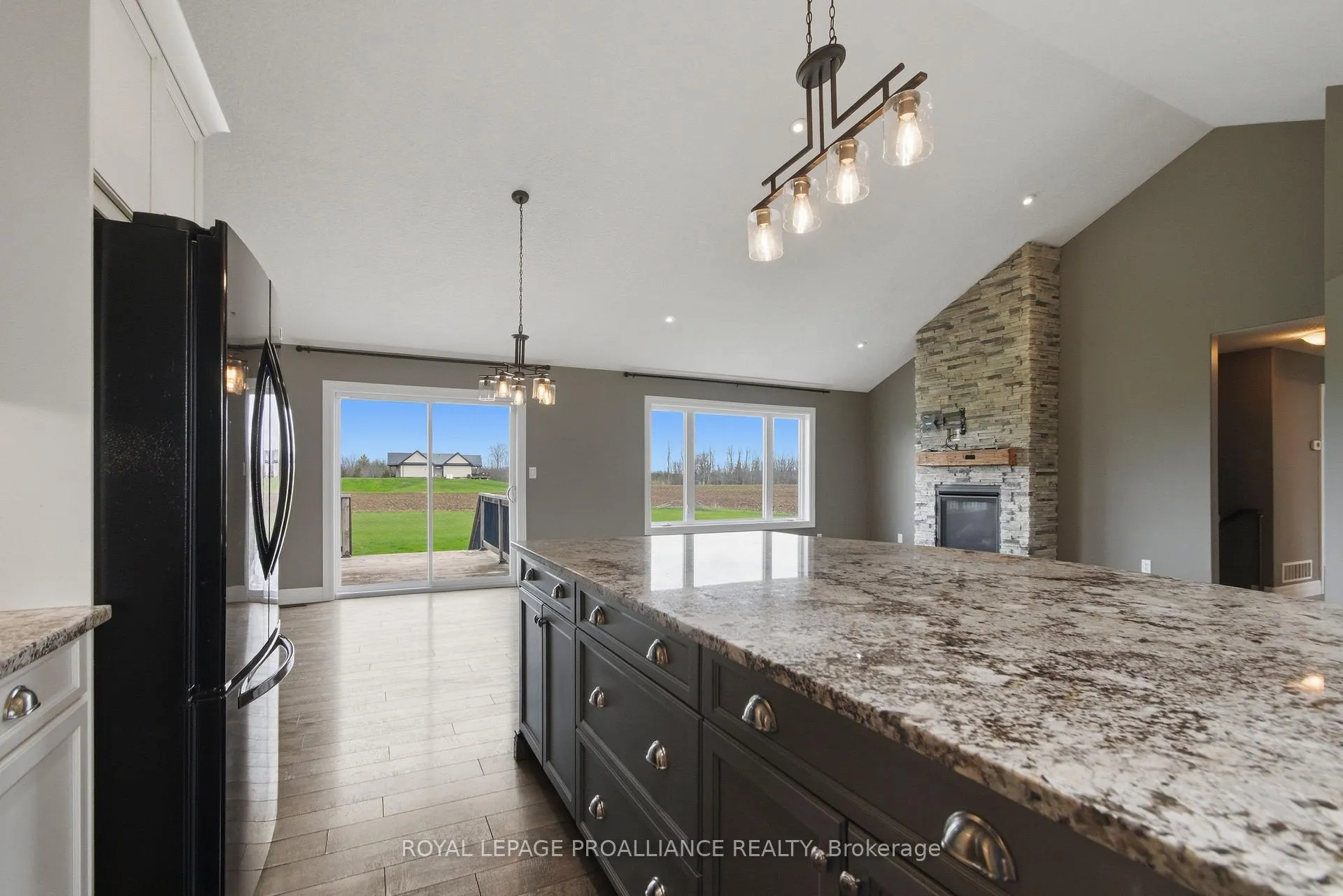Photo 8 of 1585 Casey Road, Belleville, Thurlow Ward — HOMEH