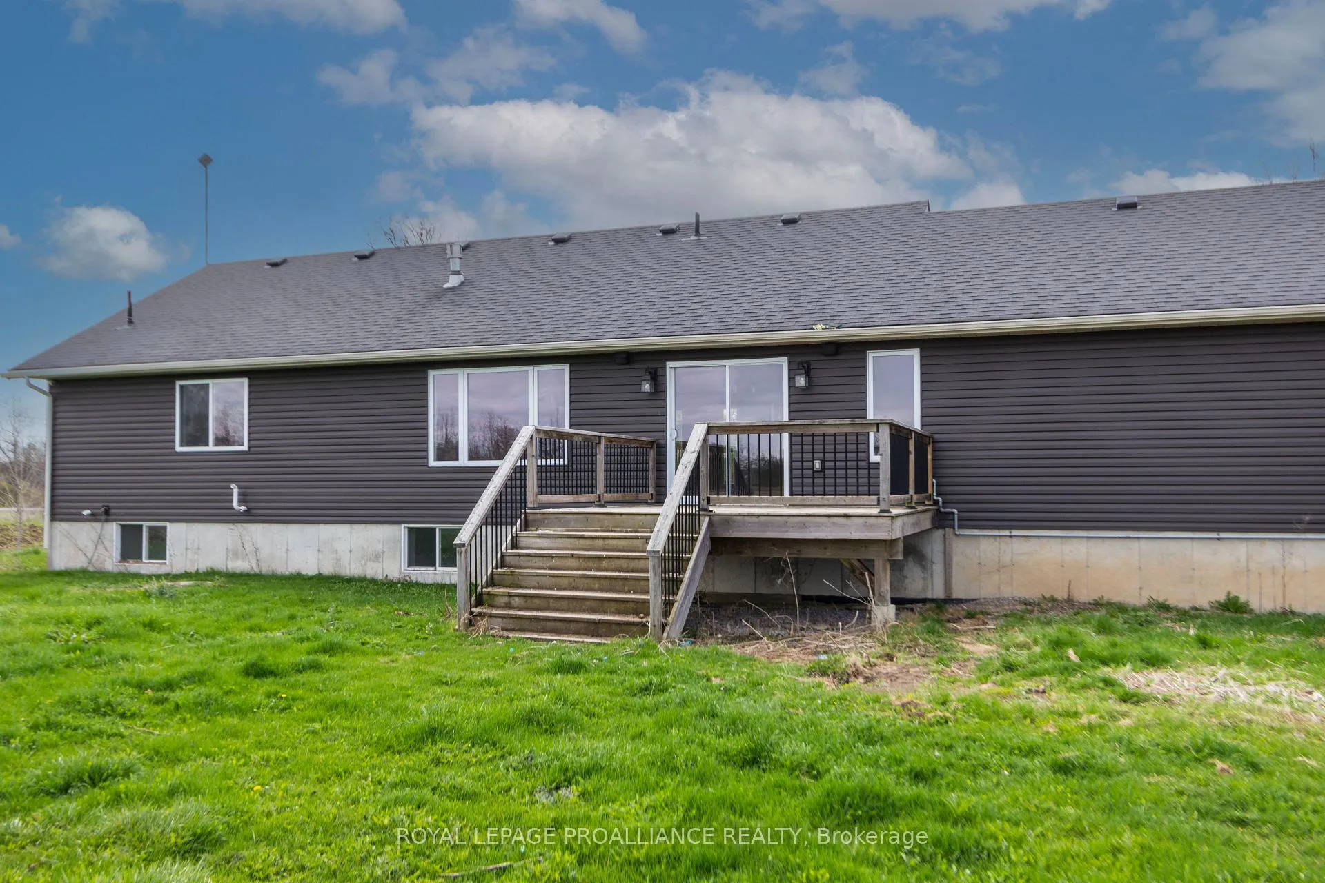 Photo 28 of 1585 Casey Road, Belleville, Thurlow Ward — HOMEH