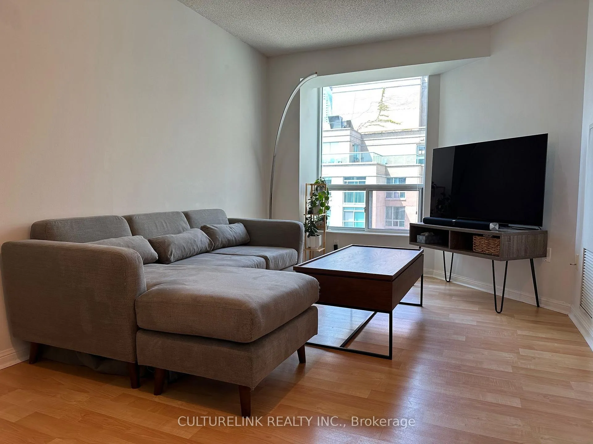 Photo 2 of Unit PH08, 109 Front Street E, Toronto, Moss Park — HOMEH