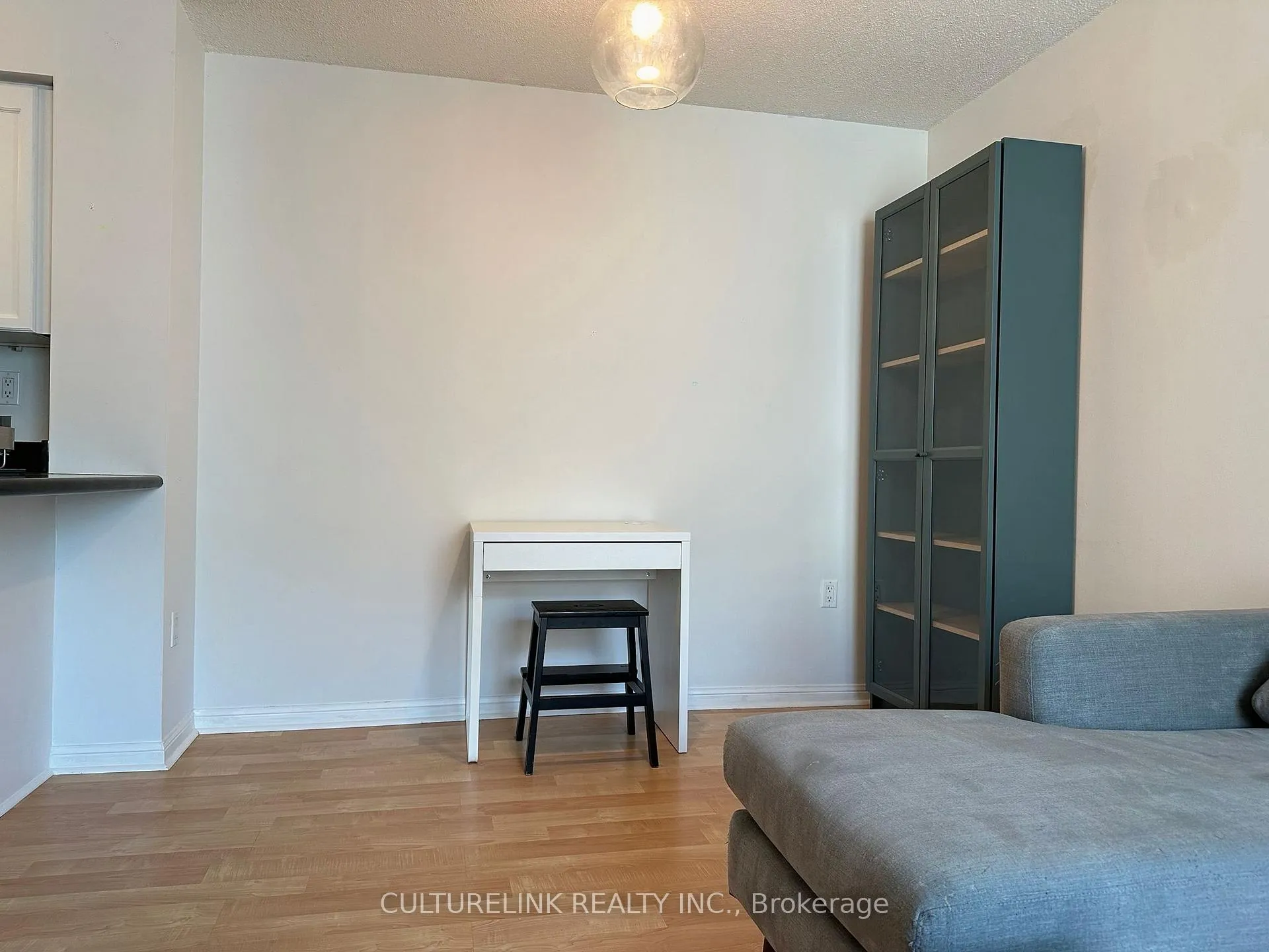Photo 4 of Unit PH08, 109 Front Street E, Toronto, Moss Park — HOMEH