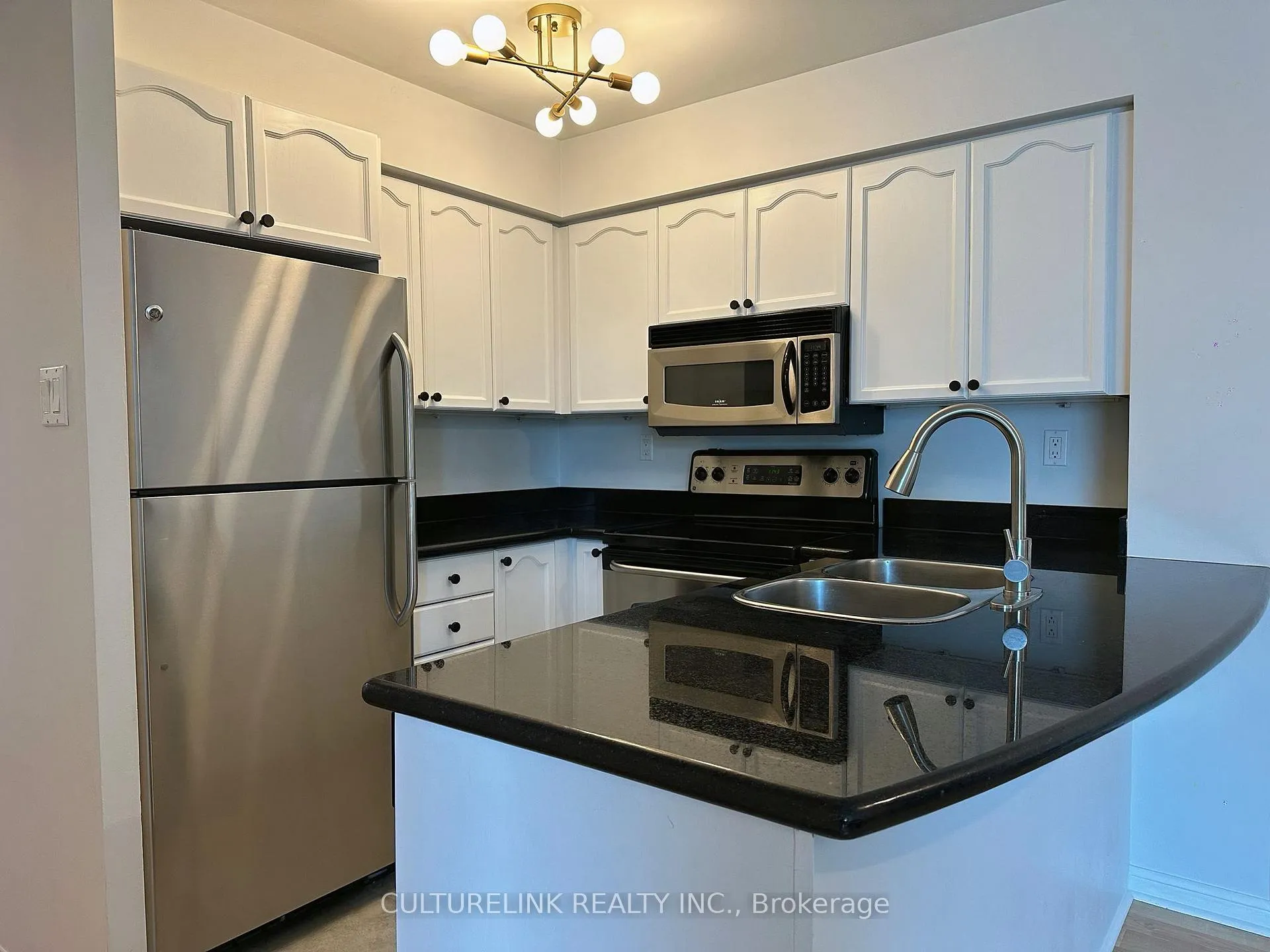 Photo 7 of Unit PH08, 109 Front Street E, Toronto, Moss Park — HOMEH