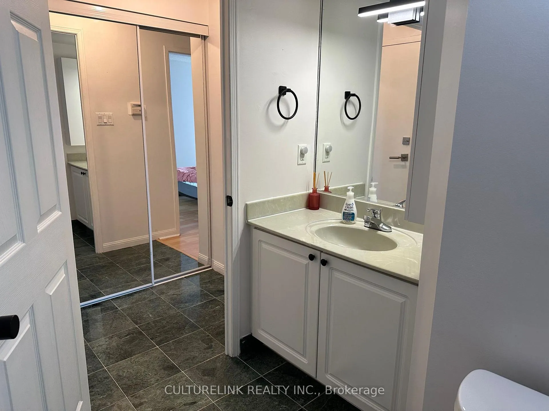 Photo 16 of Unit PH08, 109 Front Street E, Toronto, Moss Park — HOMEH