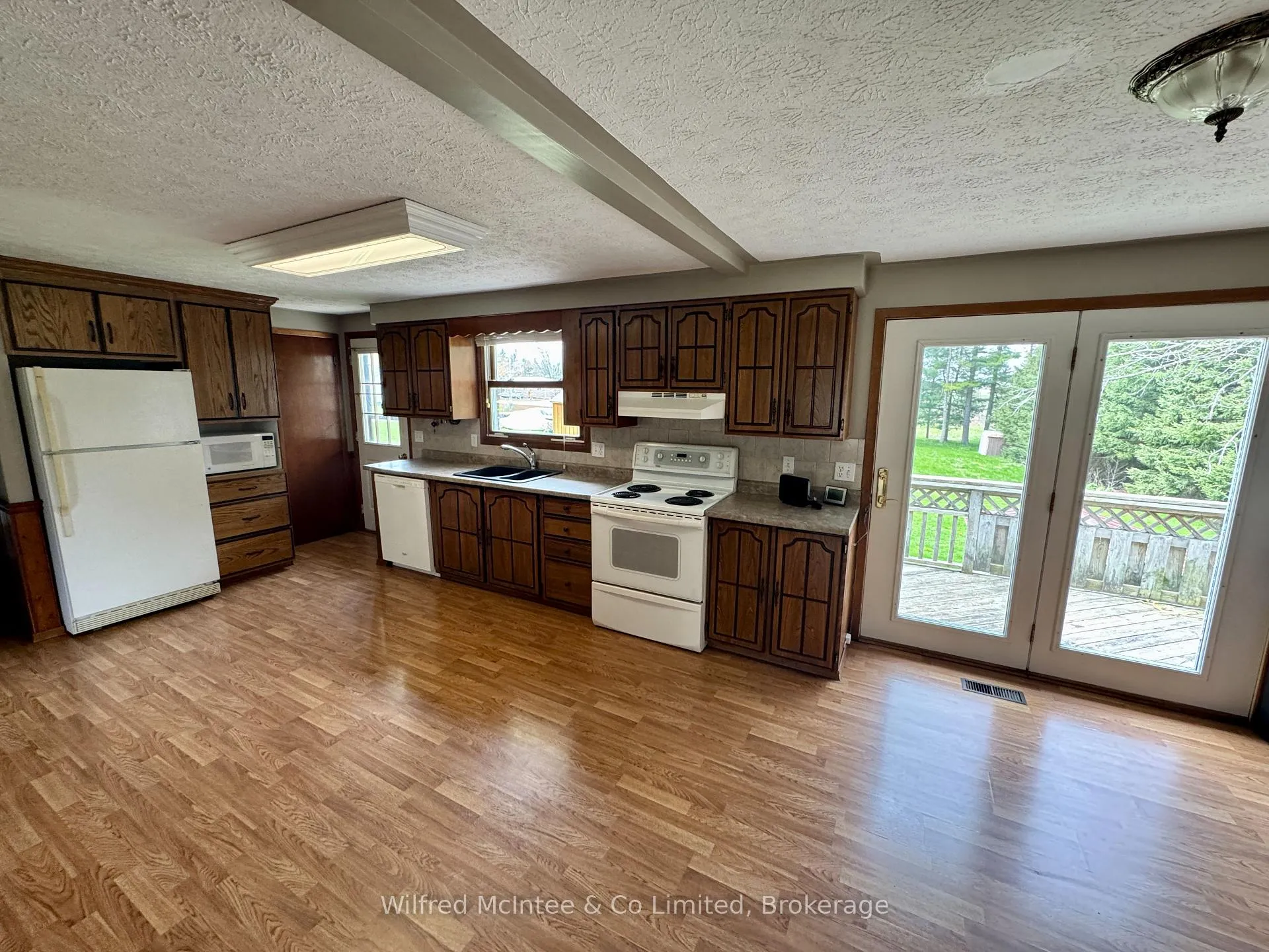 Photo 10 of 23 Union Street N, Brockton — HOMEH
