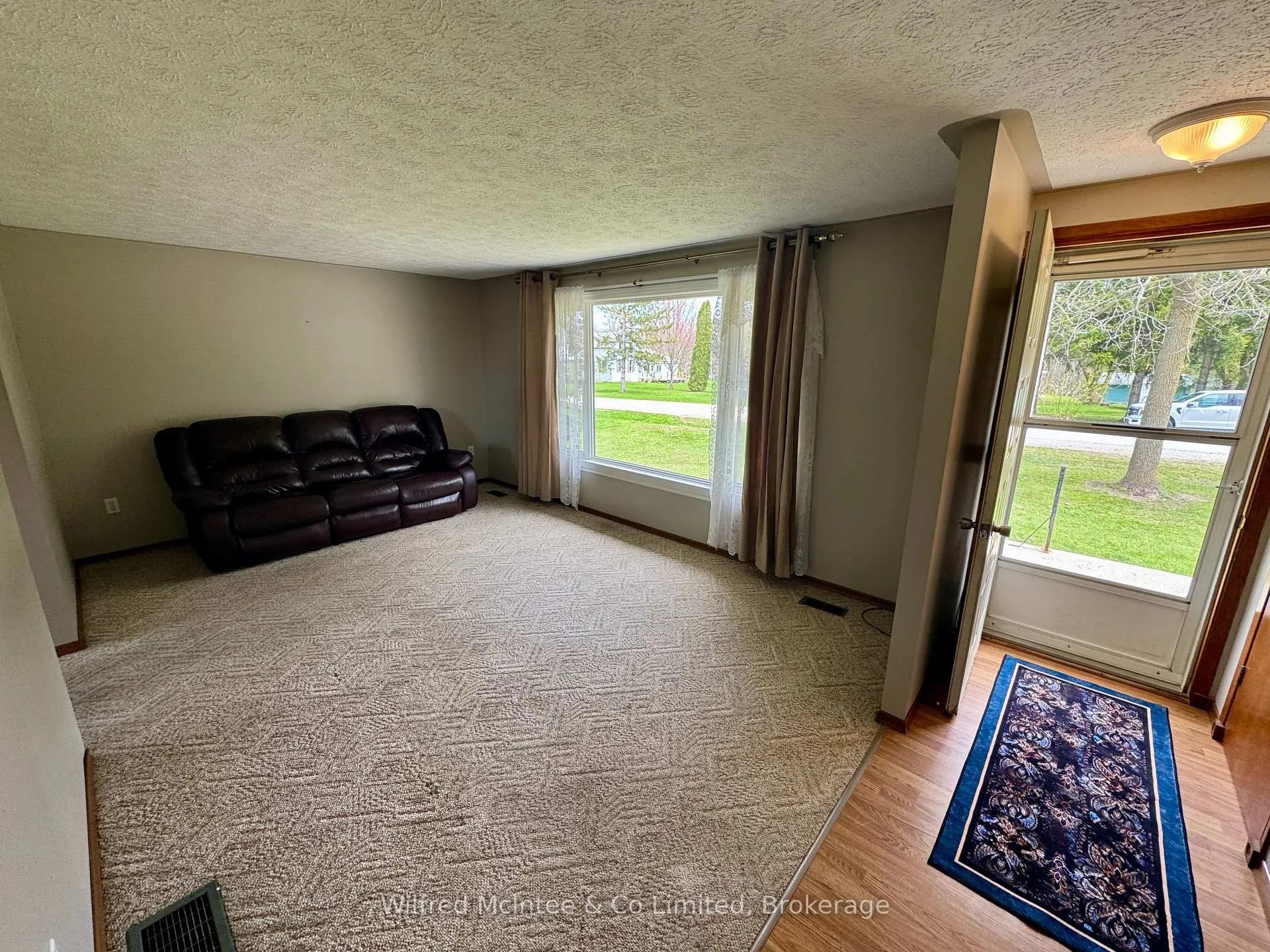Photo 13 of 23 Union Street N, Brockton — HOMEH