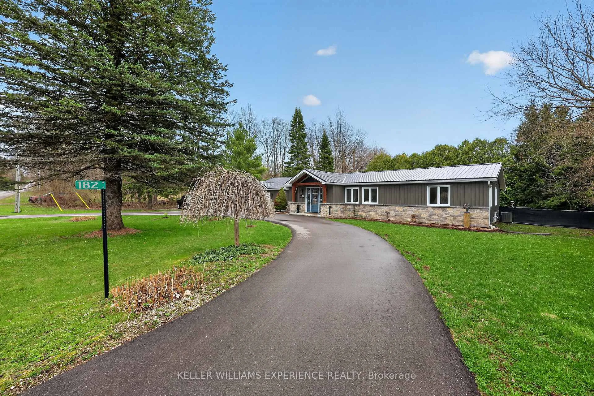 Photo 4 of 182 Canrobert Street, Grey Highlands — HOMEH