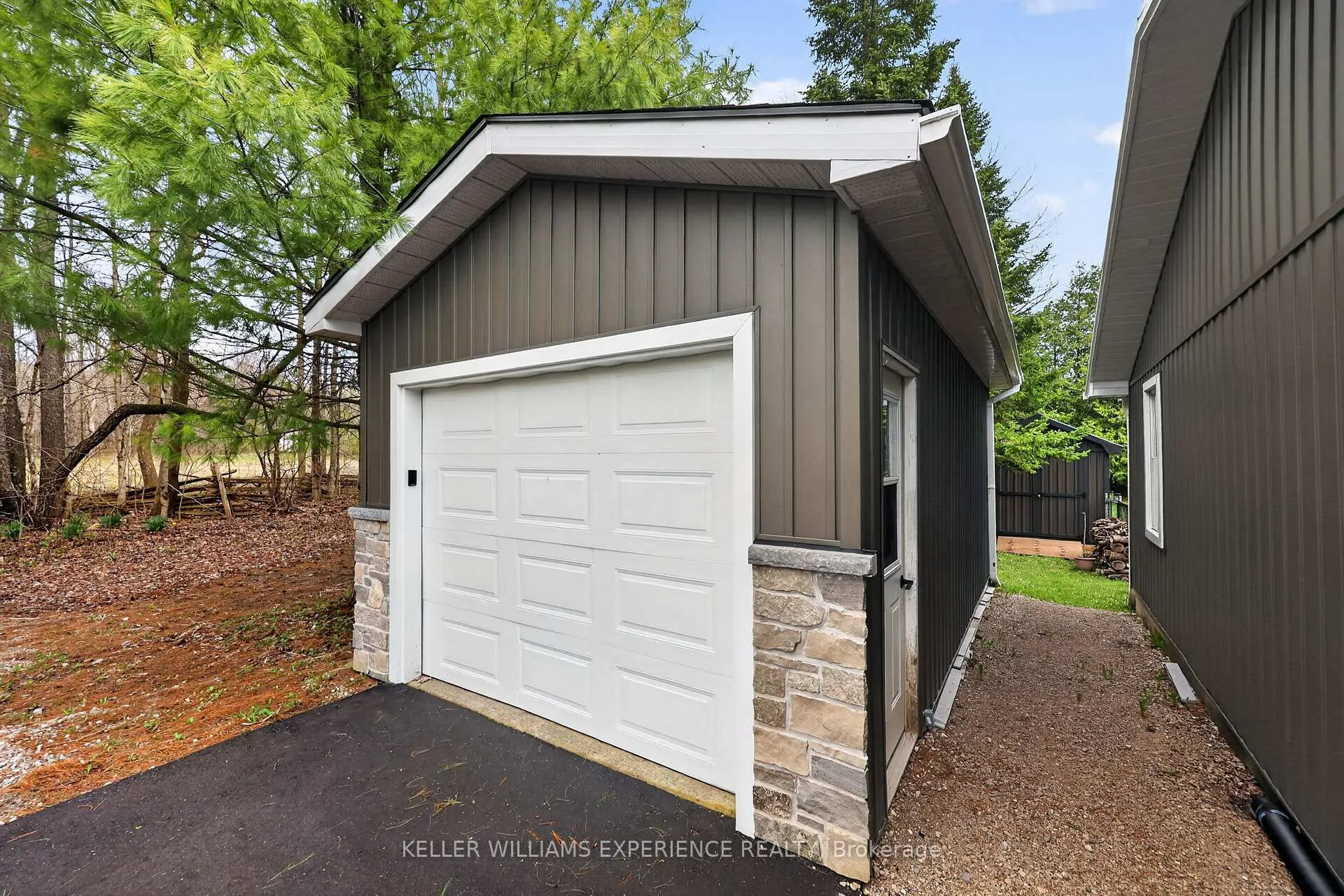 Photo 34 of 182 Canrobert Street, Grey Highlands — HOMEH