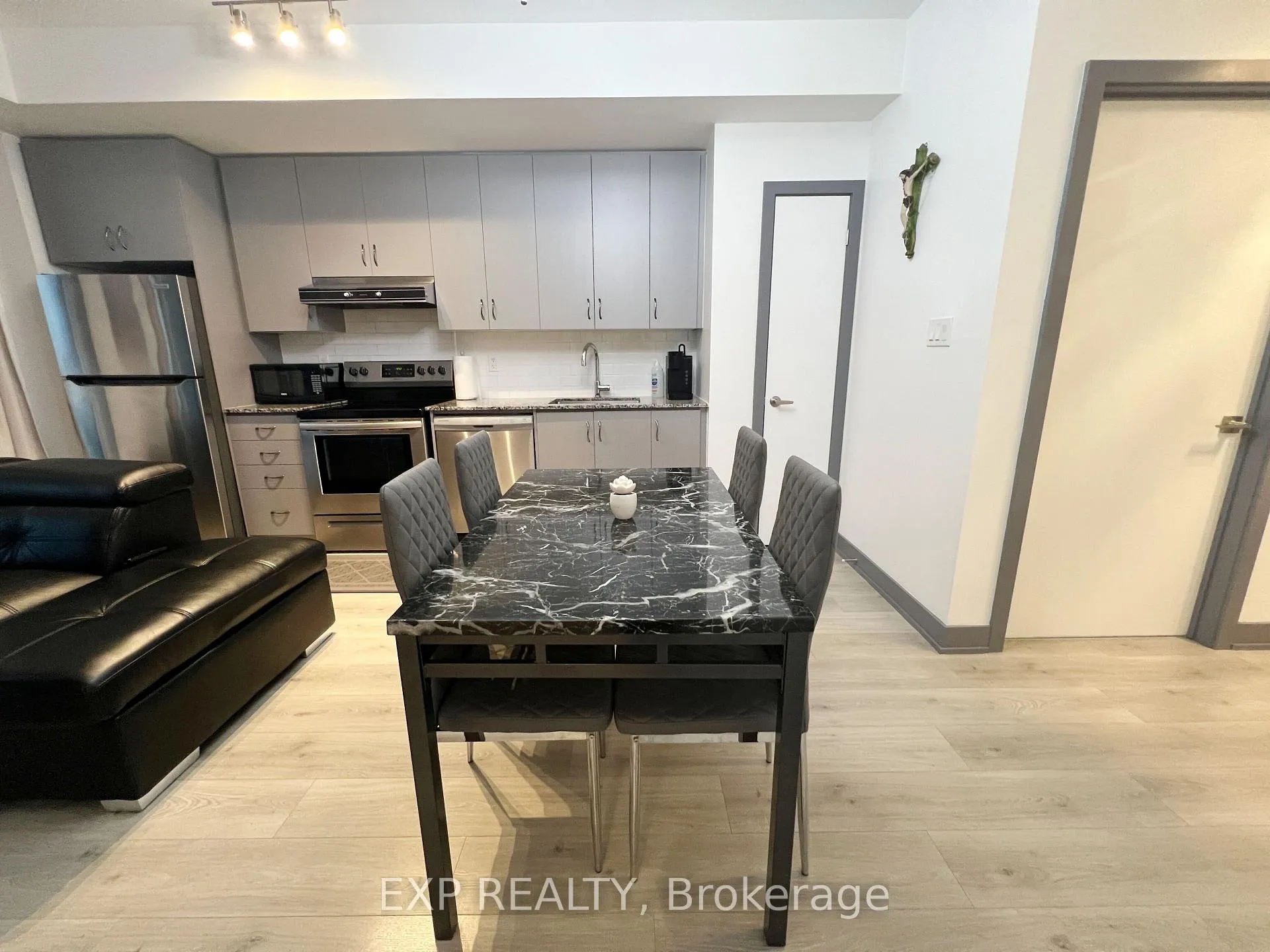 Photo 5 of Unit G11, 1 Climo Lane, Markham, Wismer — HOMEH