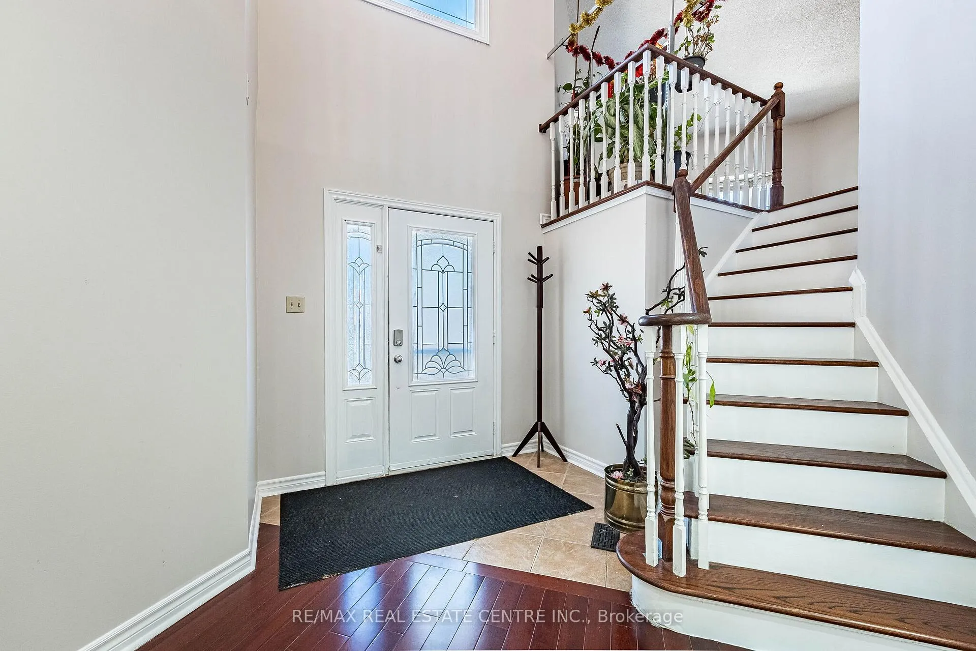Photo 6 of 4 Howell Street, Brampton, Brampton South — HOMEH