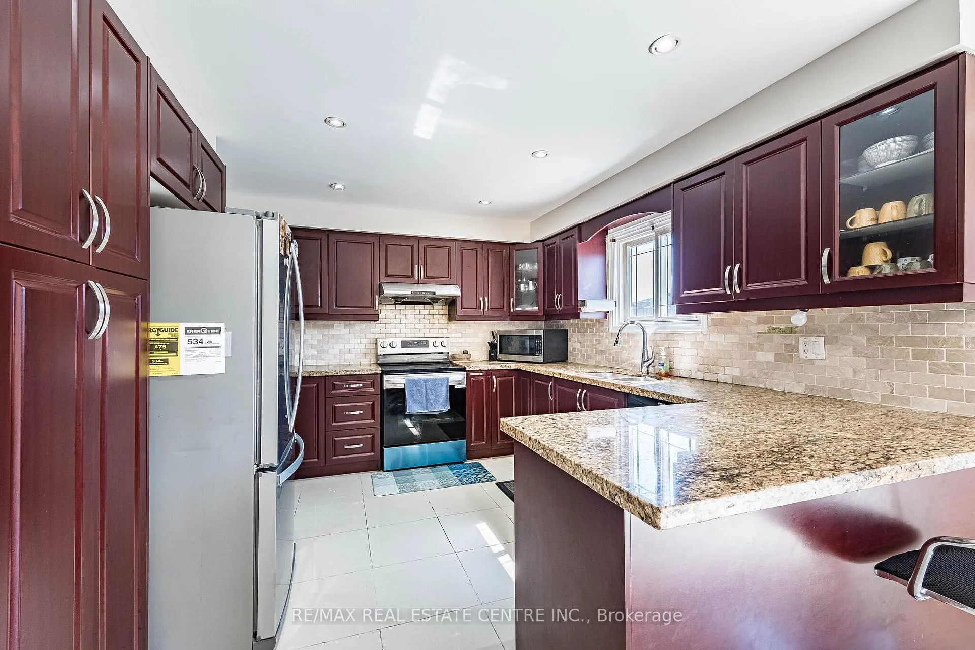 Photo 14 of 4 Howell Street, Brampton, Brampton South — HOMEH