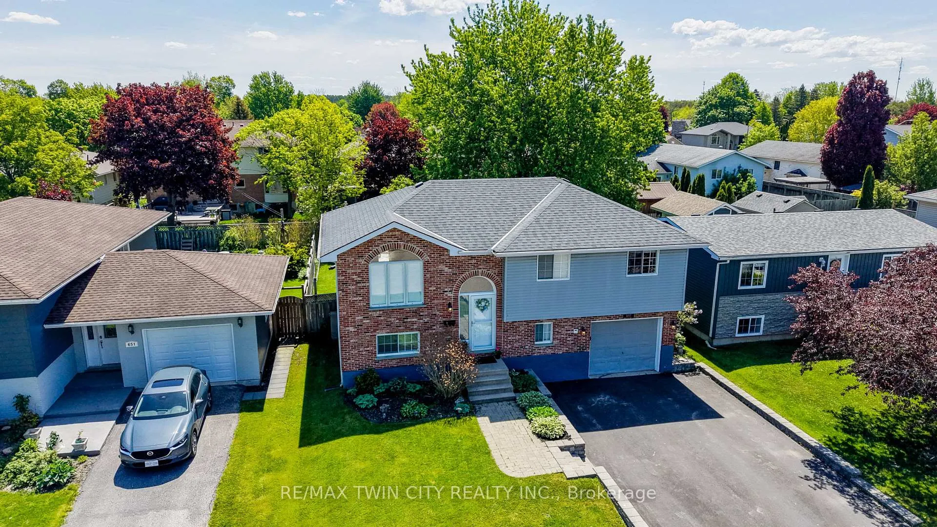 Photo 1 of 647 Kennard Crescent, Kincardine — HOMEH
