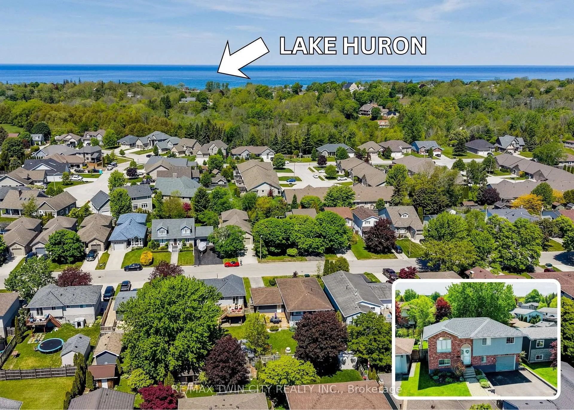 Photo 2 of 647 Kennard Crescent, Kincardine — HOMEH