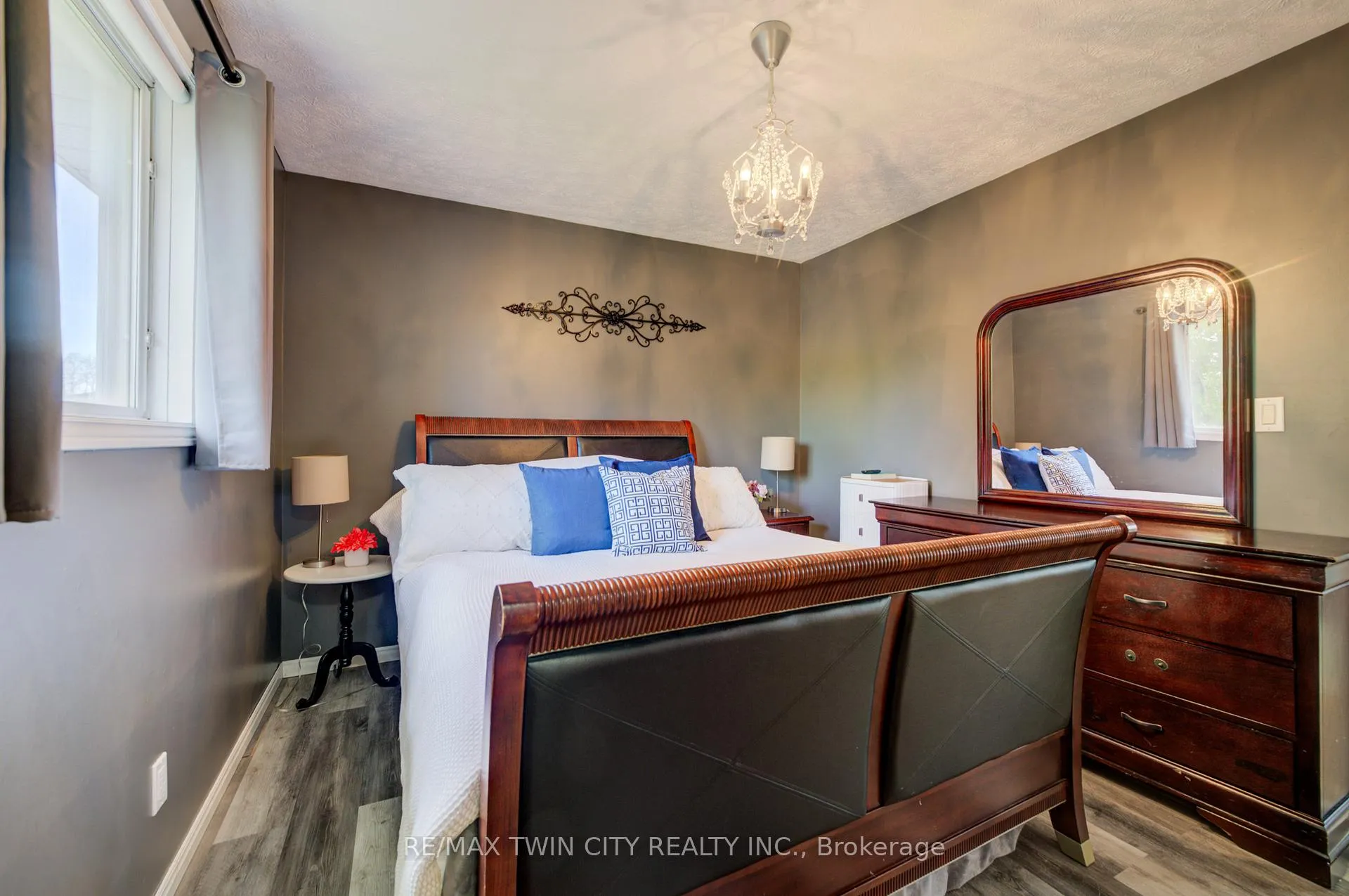 Photo 17 of 647 Kennard Crescent, Kincardine — HOMEH