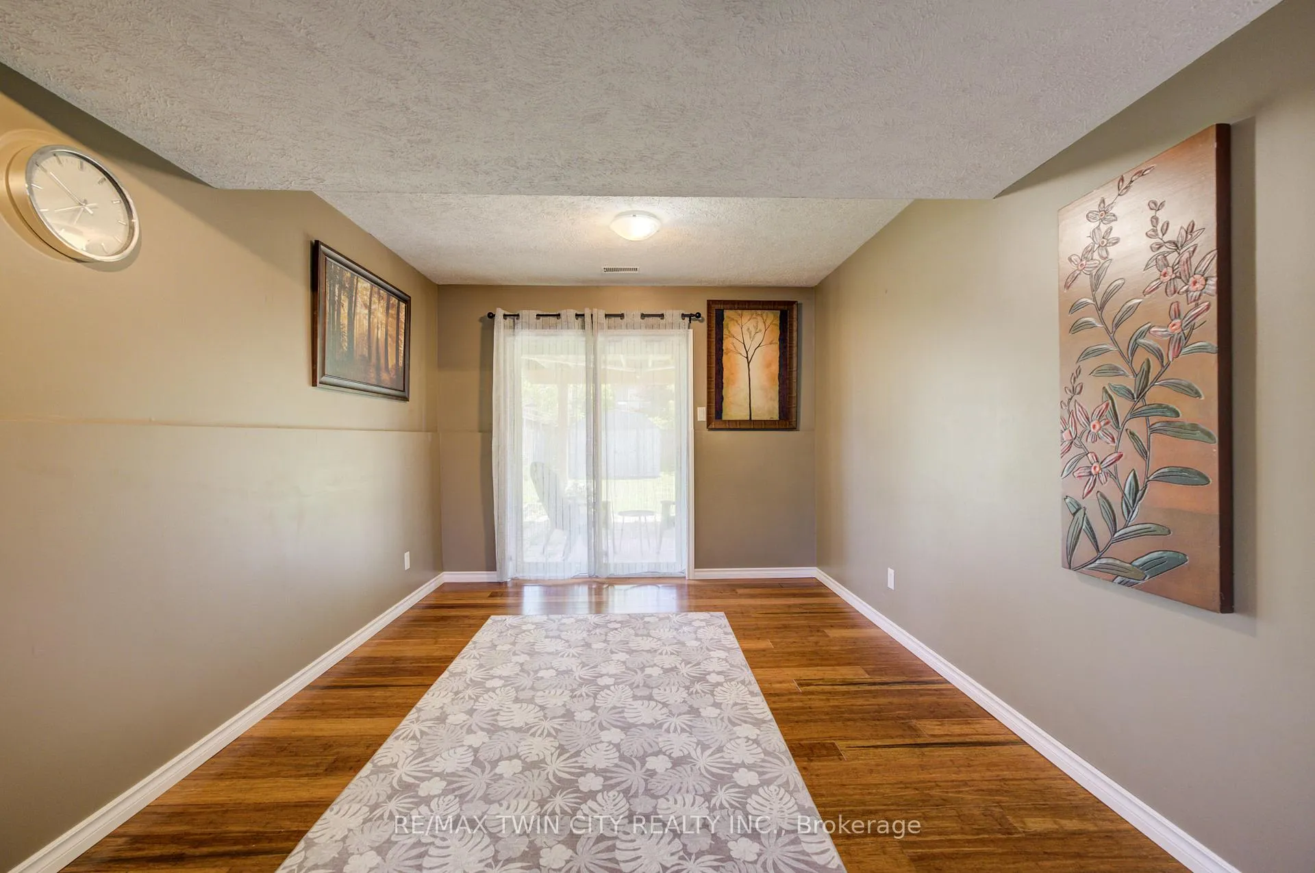 Photo 23 of 647 Kennard Crescent, Kincardine — HOMEH
