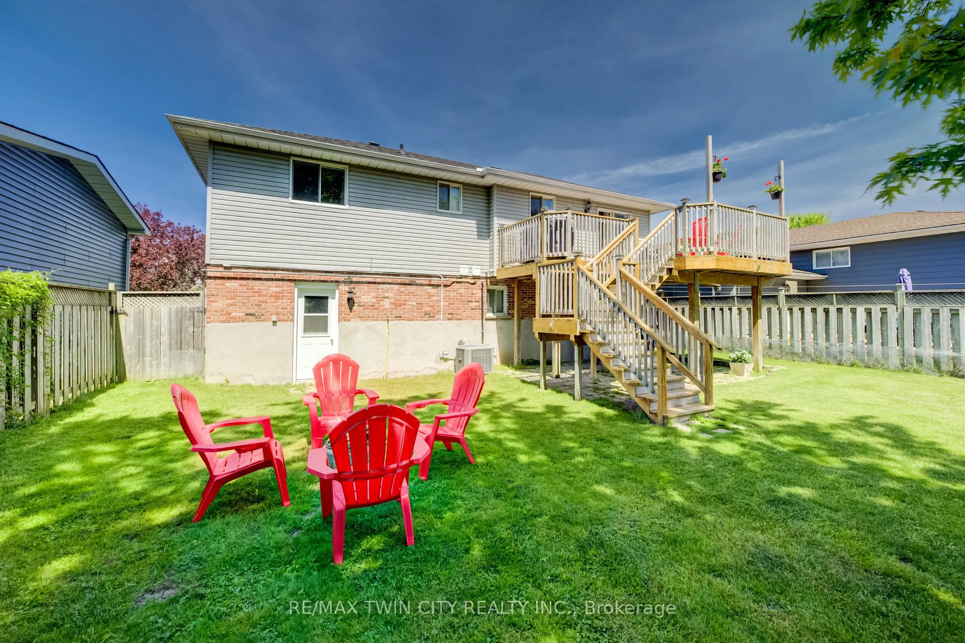 Photo 34 of 647 Kennard Crescent, Kincardine — HOMEH