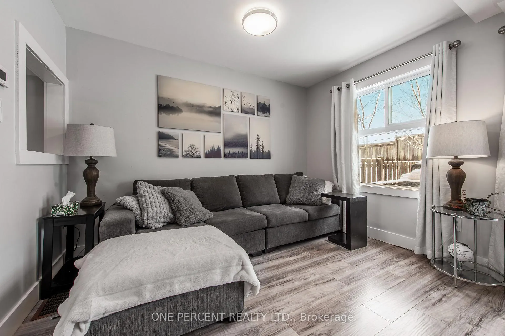 Photo 7 of 67 Hawthorne Crescent, Barrie, Ardagh — HOMEH