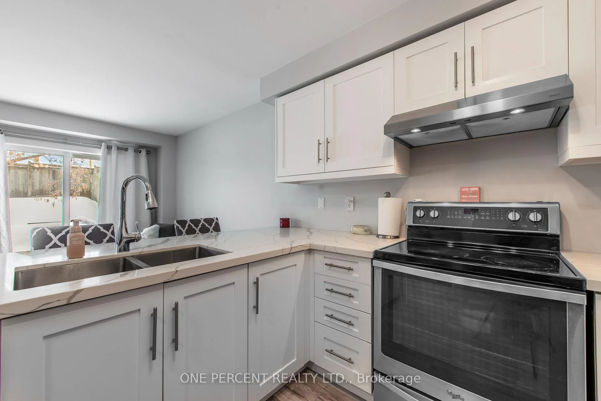 Photo 13 of 67 Hawthorne Crescent, Barrie, Ardagh — HOMEH