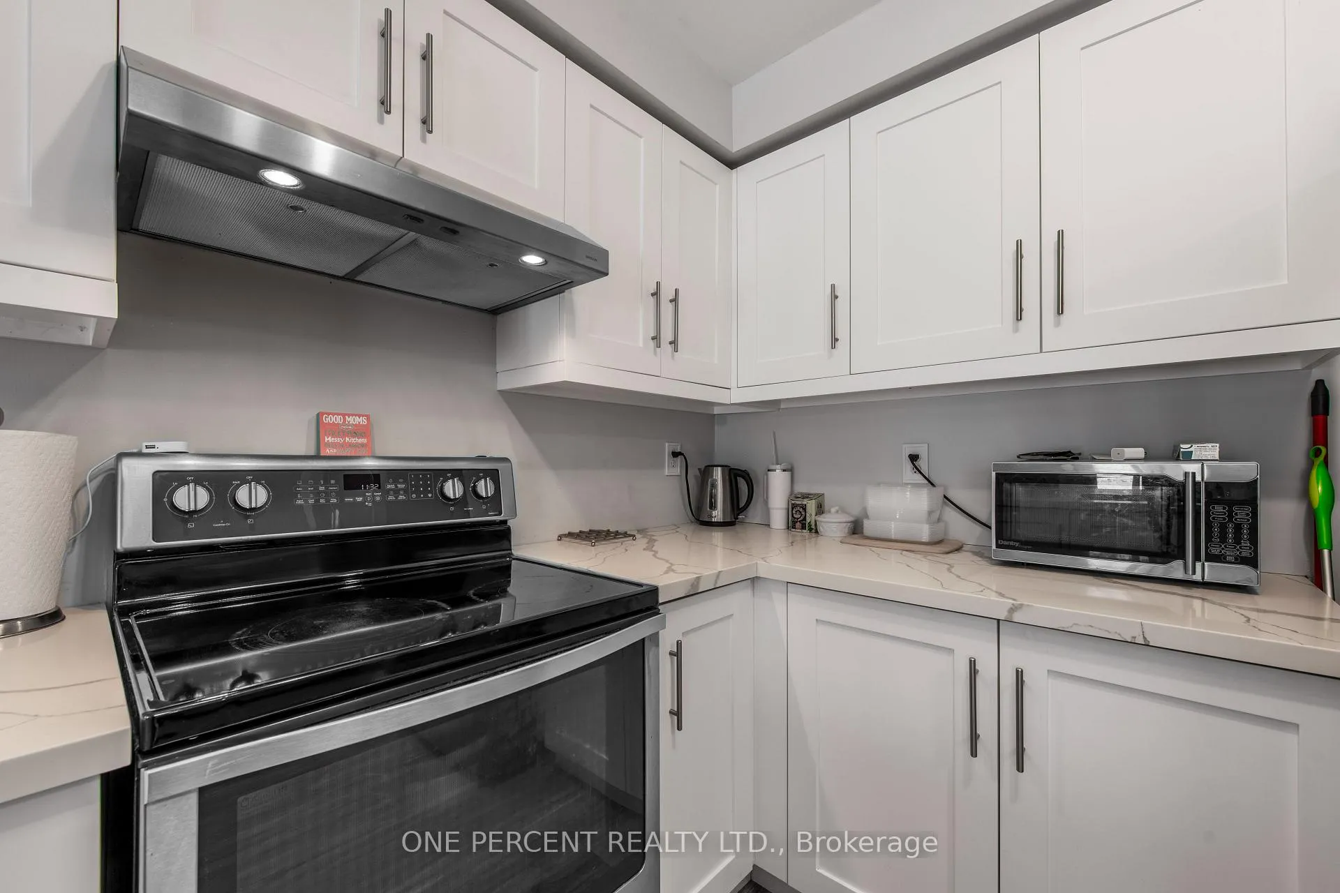 Photo 14 of 67 Hawthorne Crescent, Barrie, Ardagh — HOMEH