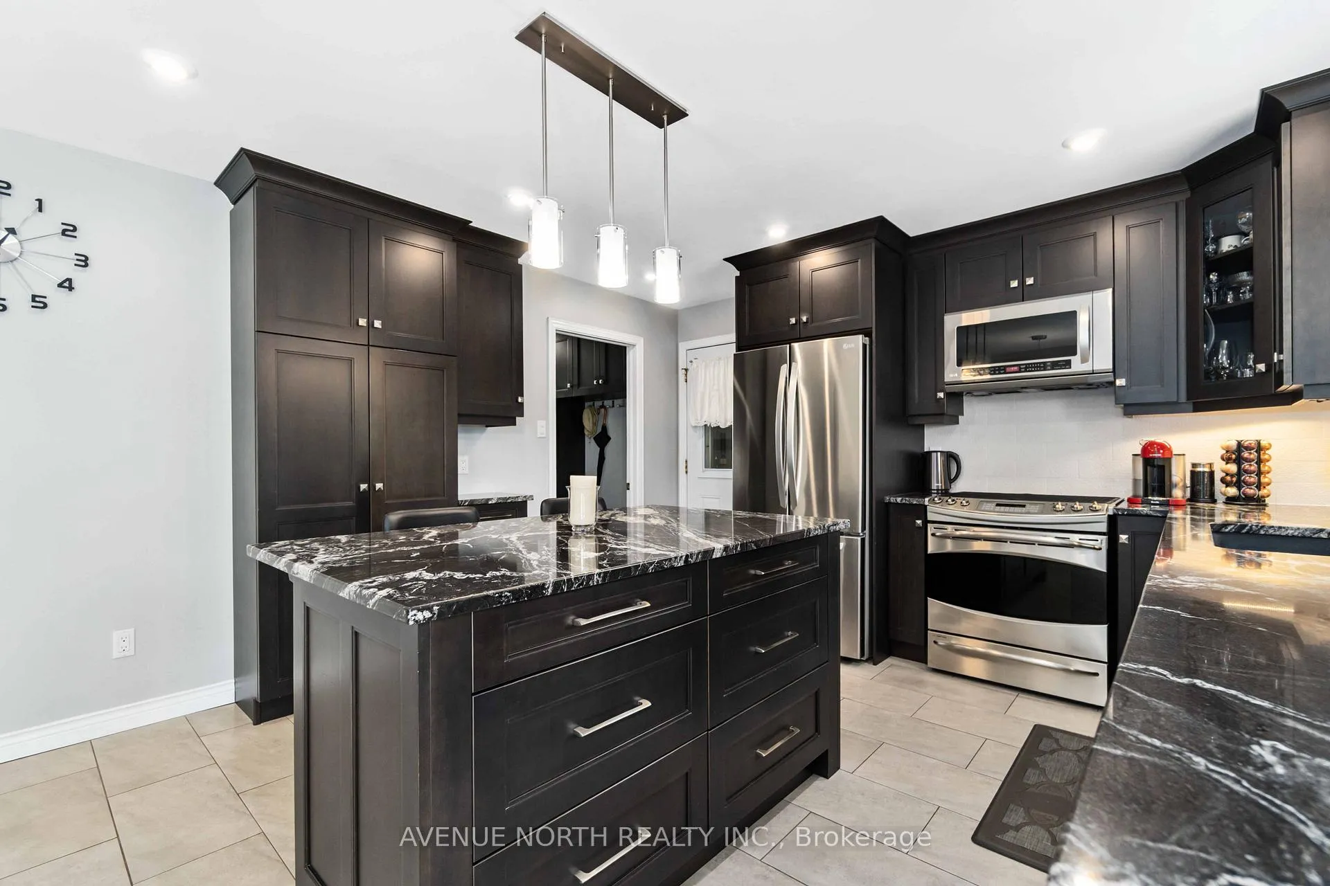 Photo 10 of 2238 Simms Street, North Dundas, North Dundas (Mountain) Twp — HOMEH
