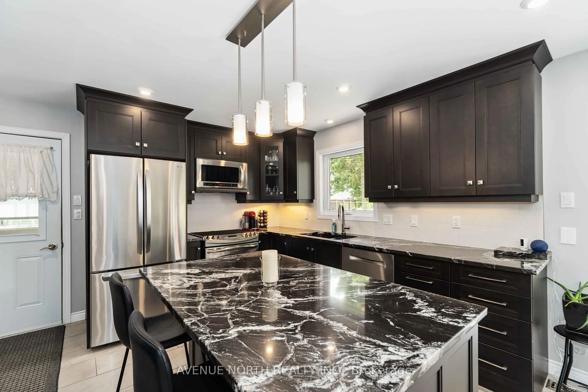Photo 12 of 2238 Simms Street, North Dundas, North Dundas (Mountain) Twp — HOMEH