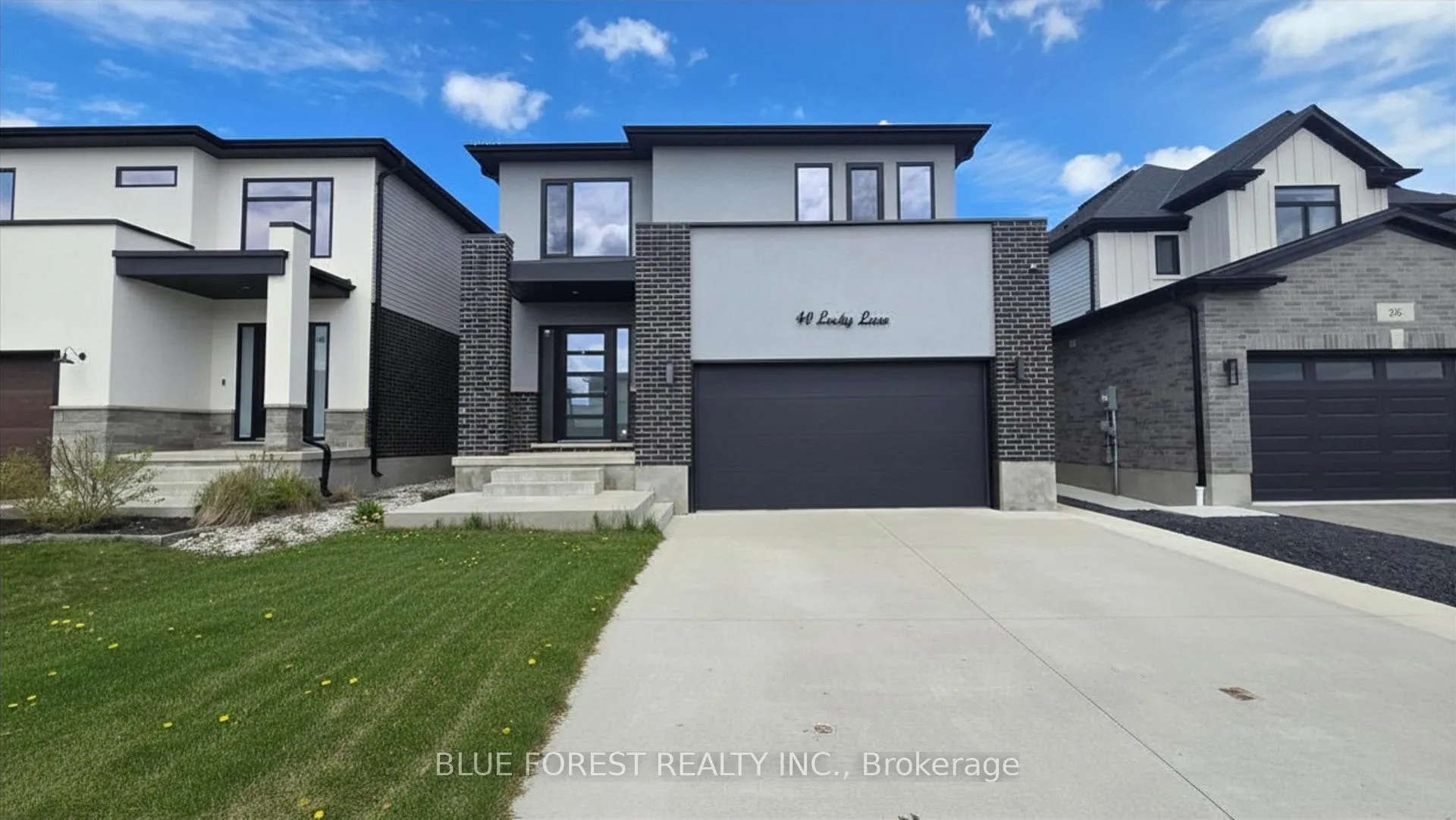 Front of 40 Locky Lane
