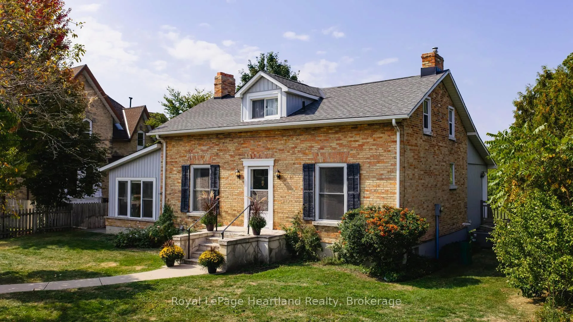 Photo 1 of 25 Wellington Street N, Goderich, Goderich (Town) — HOMEH